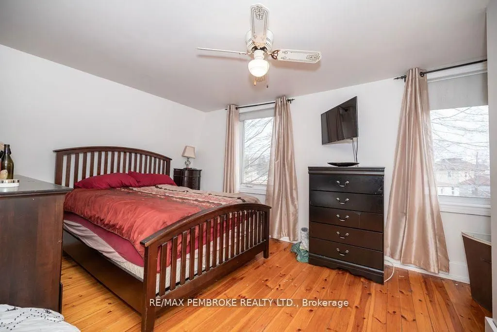590 Boundary Road