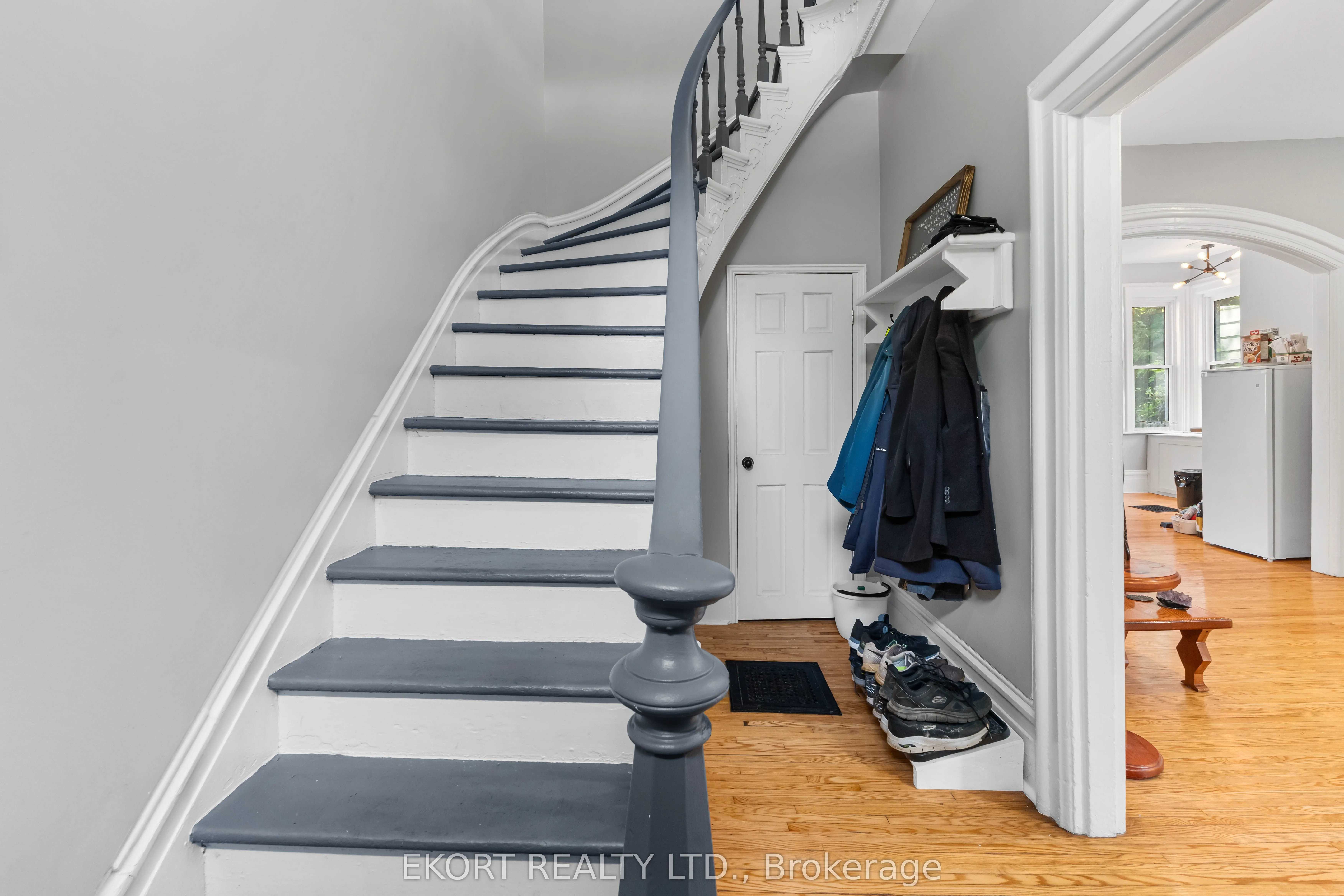 133 Foster Avenue