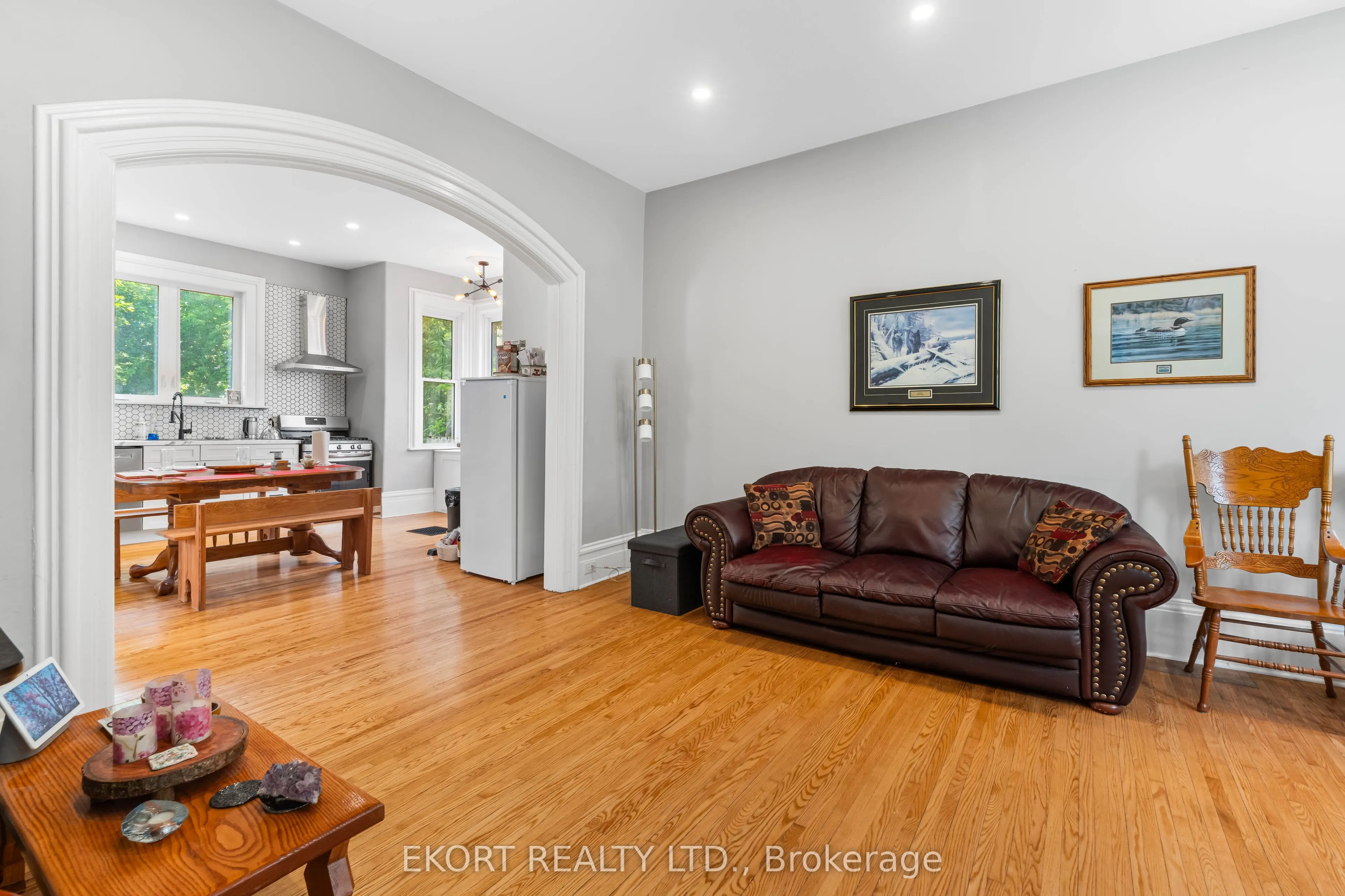 133 Foster Avenue