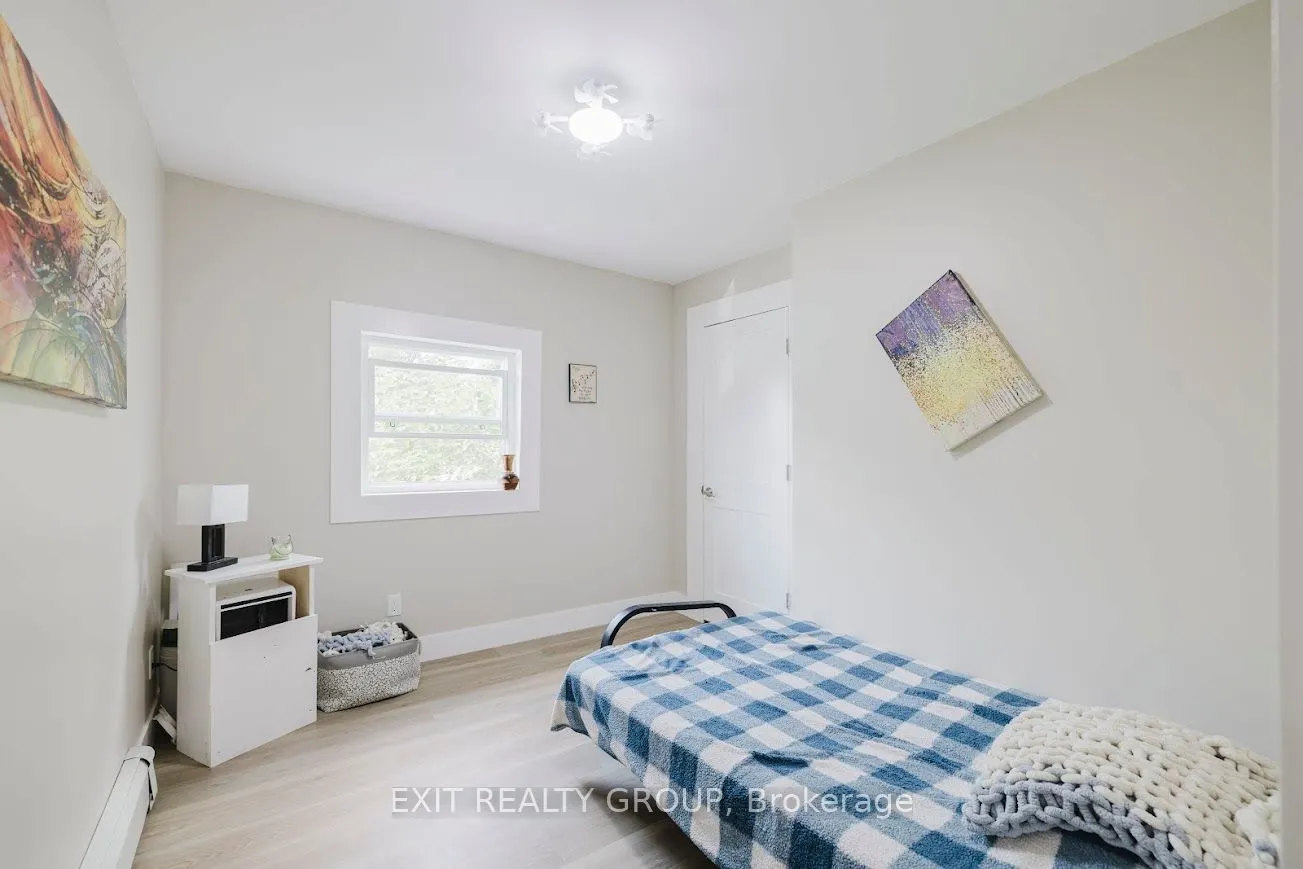 32 Strachan Street