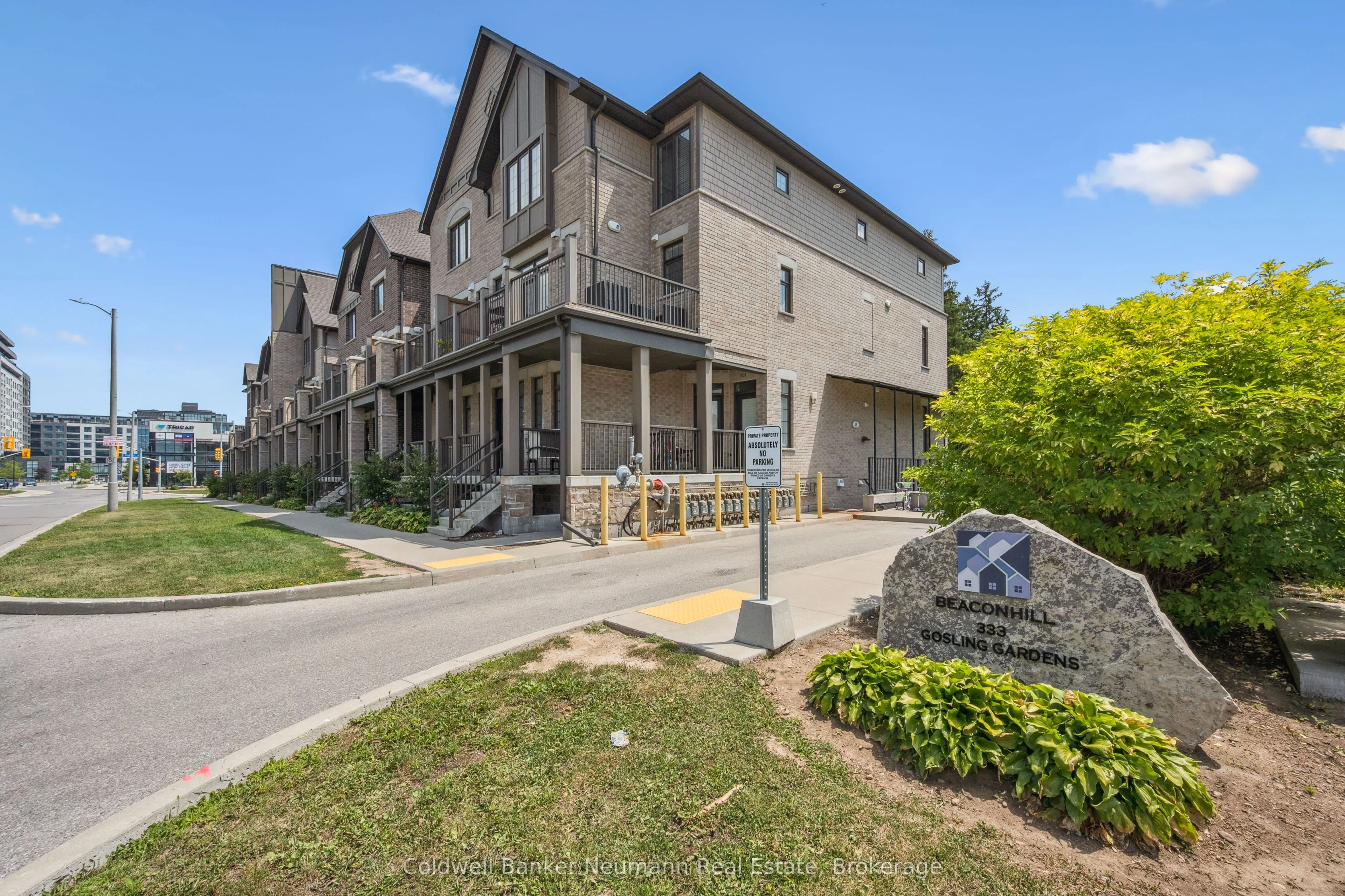 333 Gosling Gardens, #103
