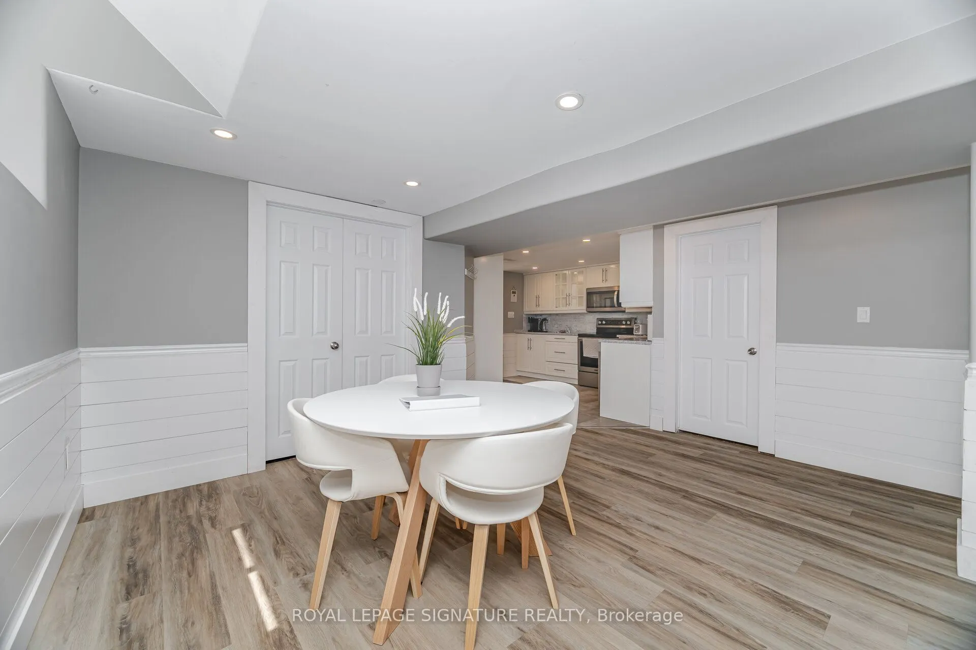 77 Fairview Road