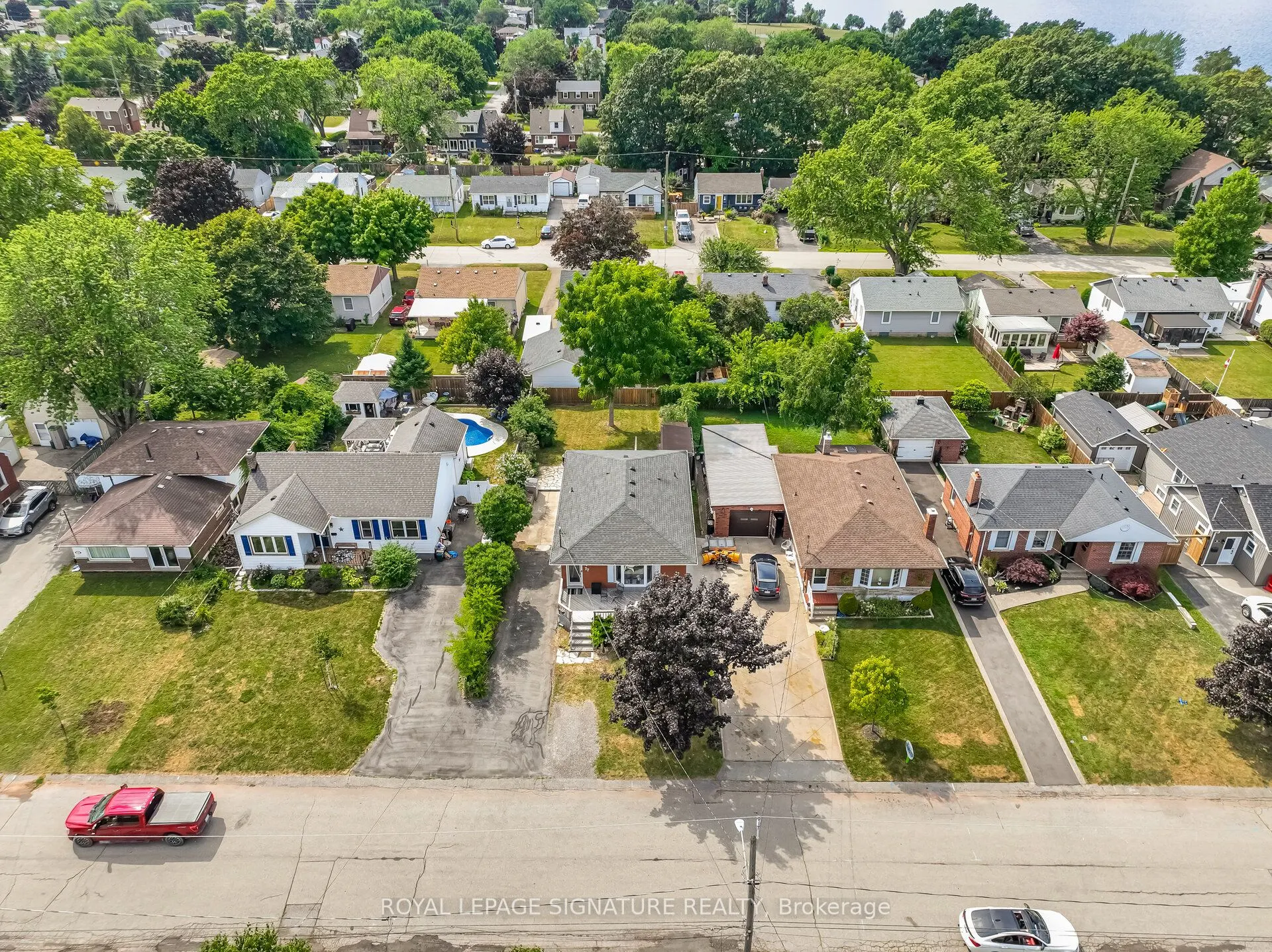 77 Fairview Road