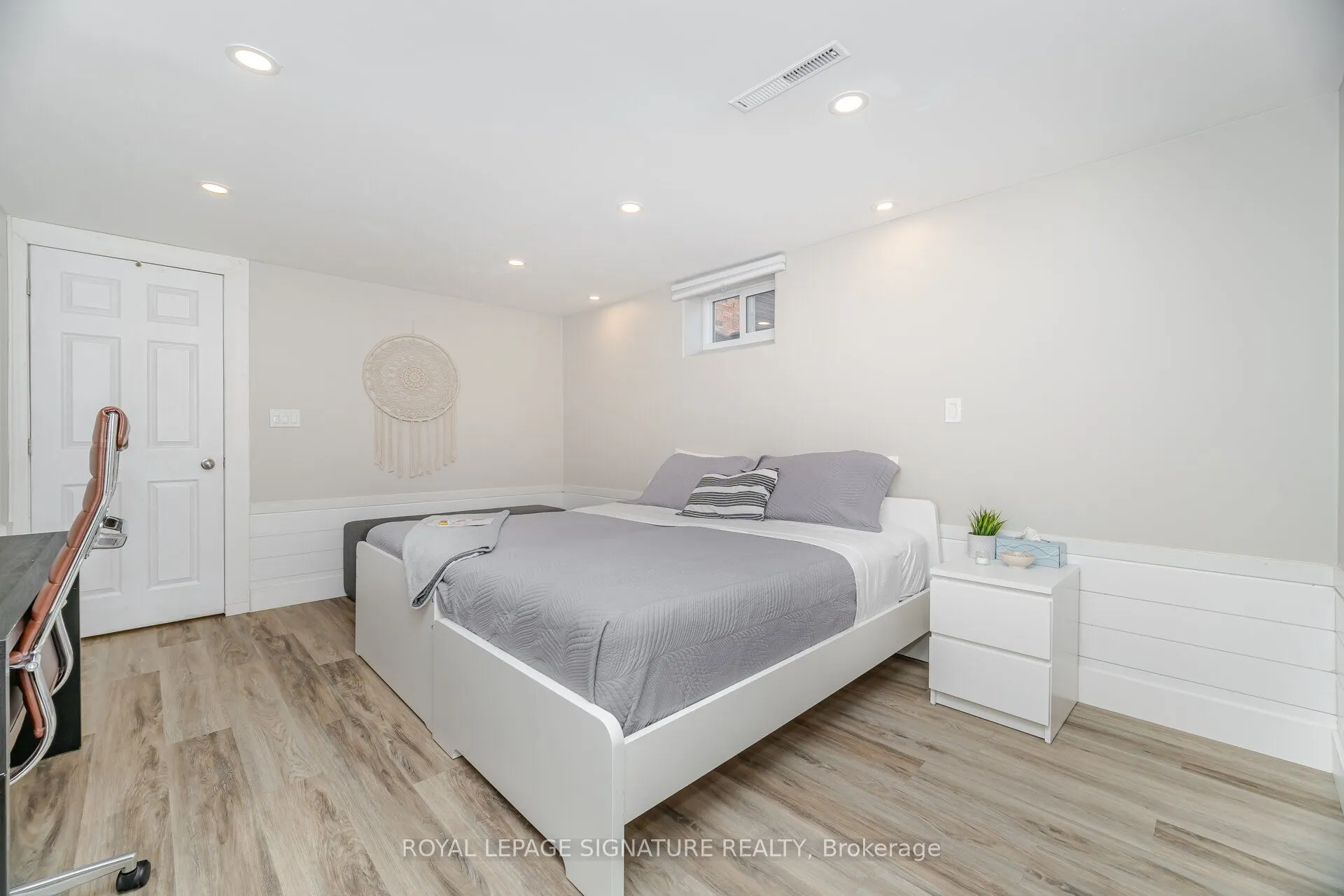 77 Fairview Road