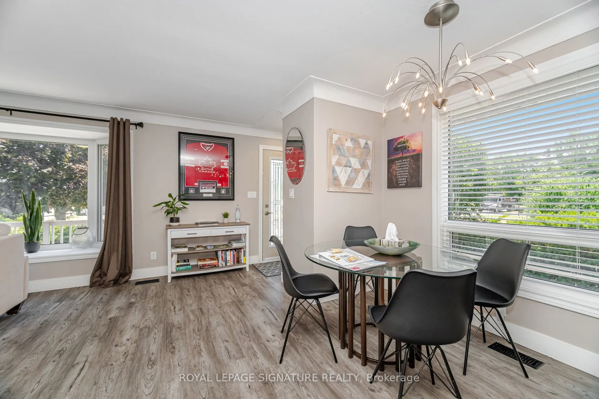 77 Fairview Road