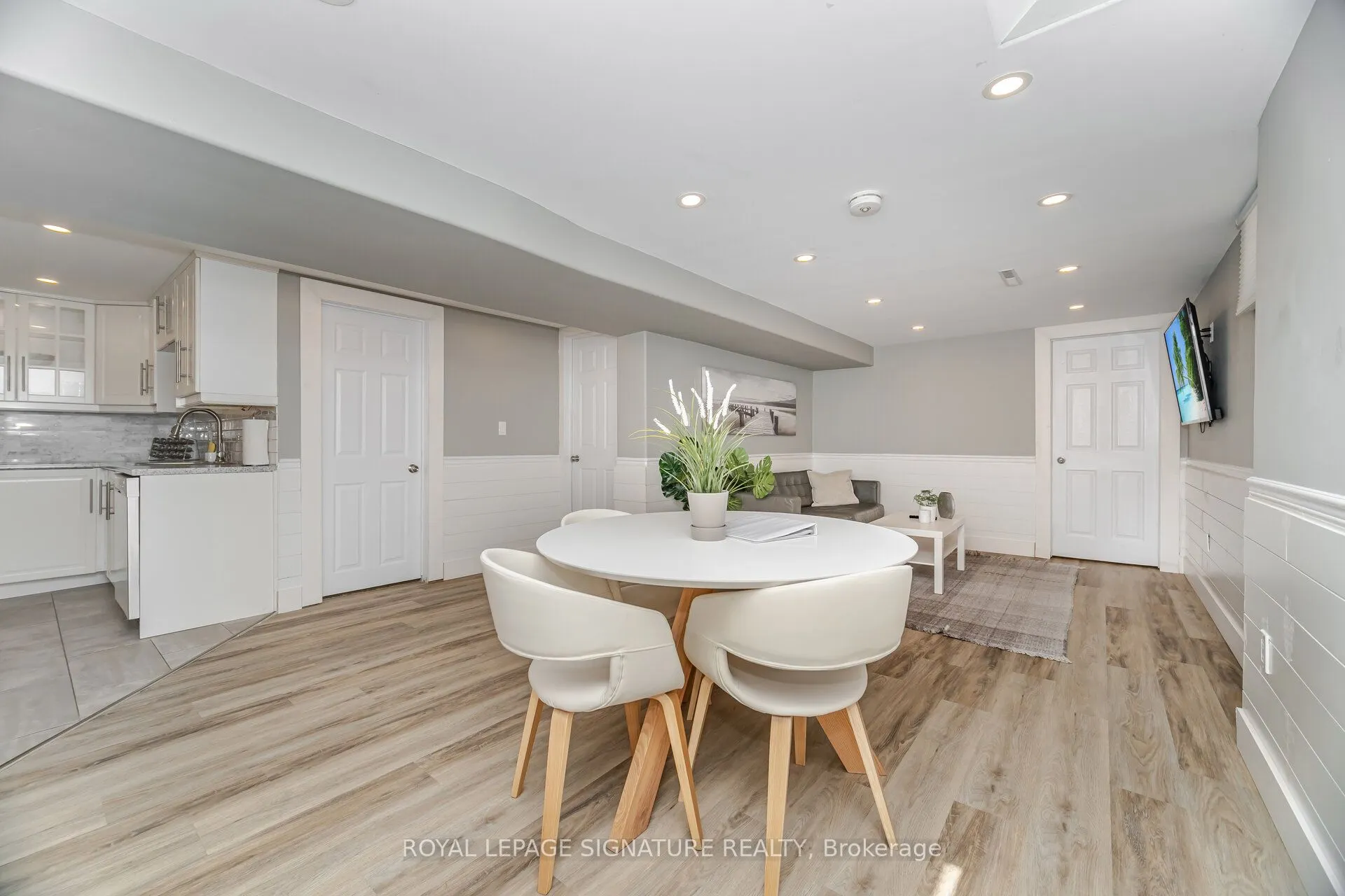 77 Fairview Road