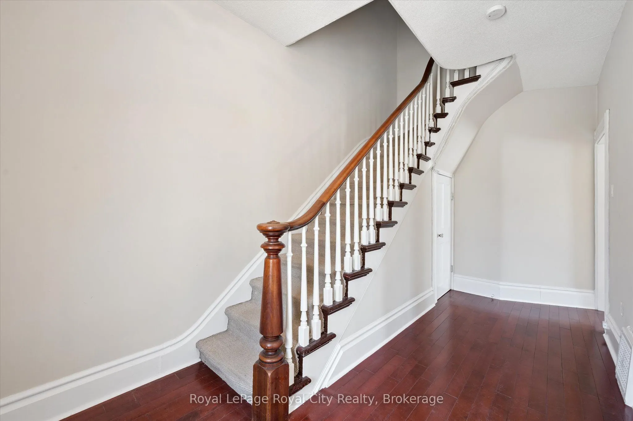 363 Woolwich Street