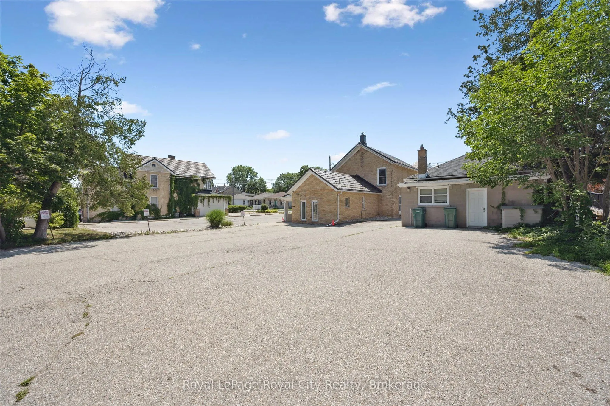 363 Woolwich Street