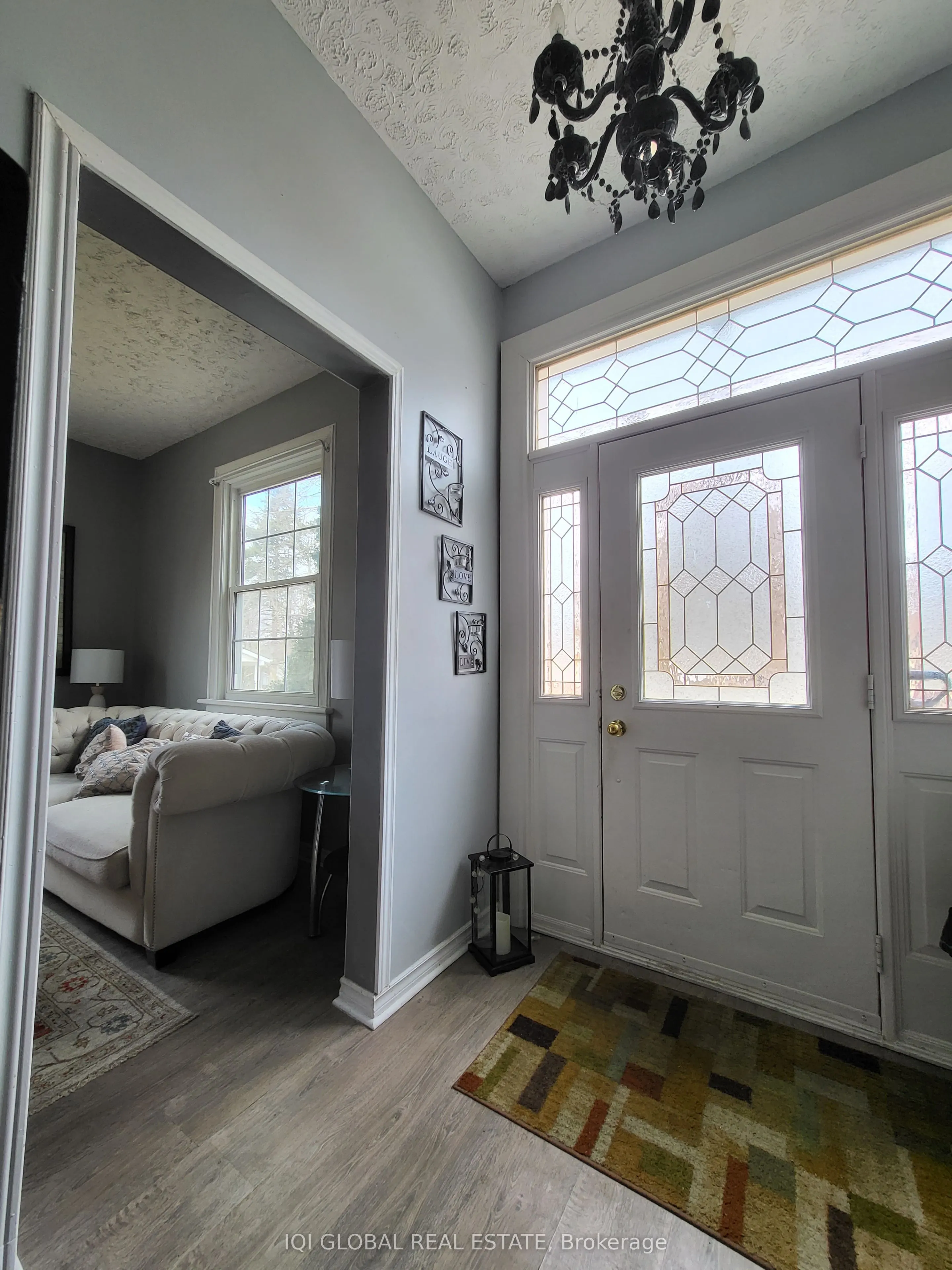 242 Queenston Road