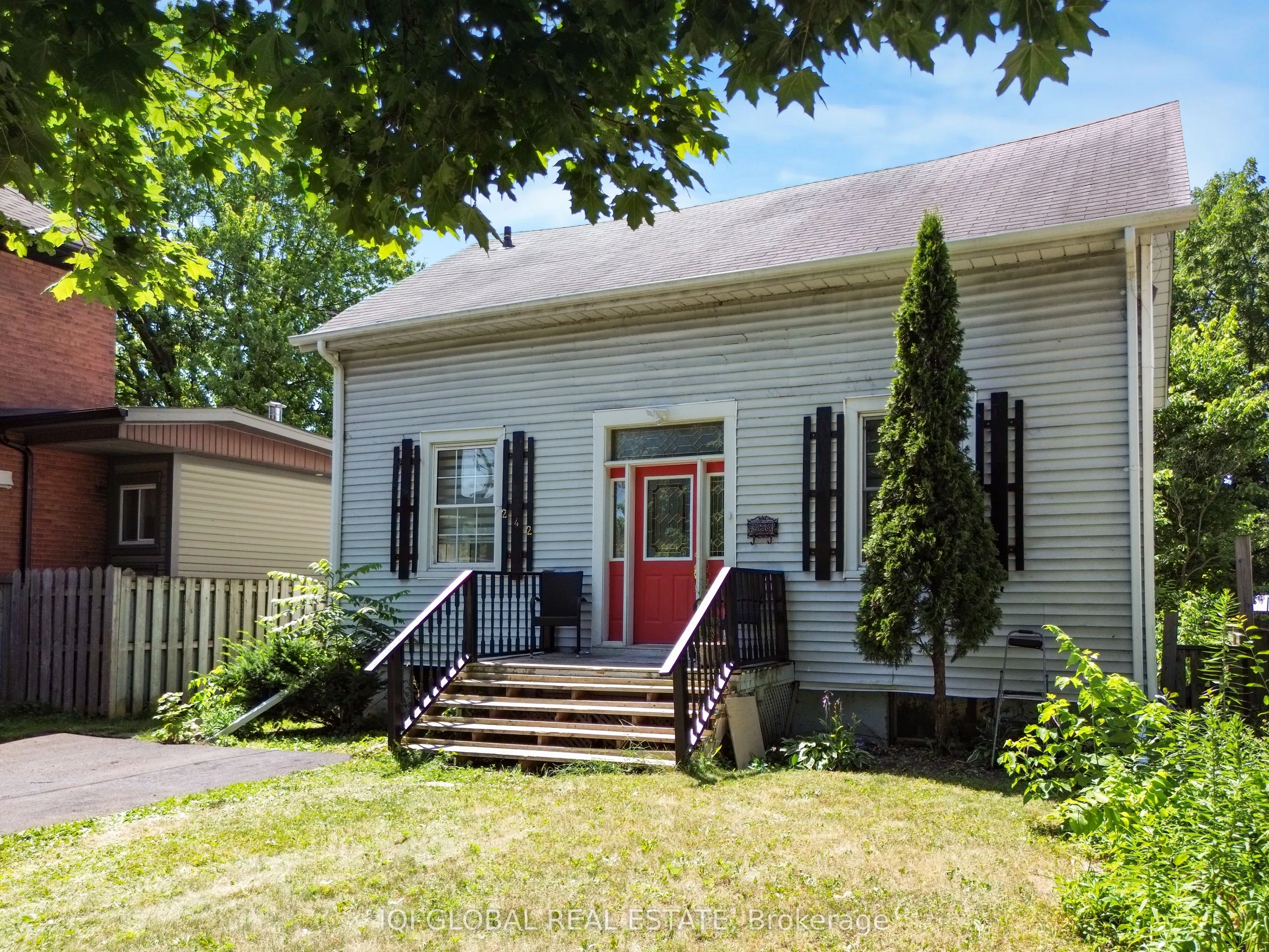 242 Queenston Road
