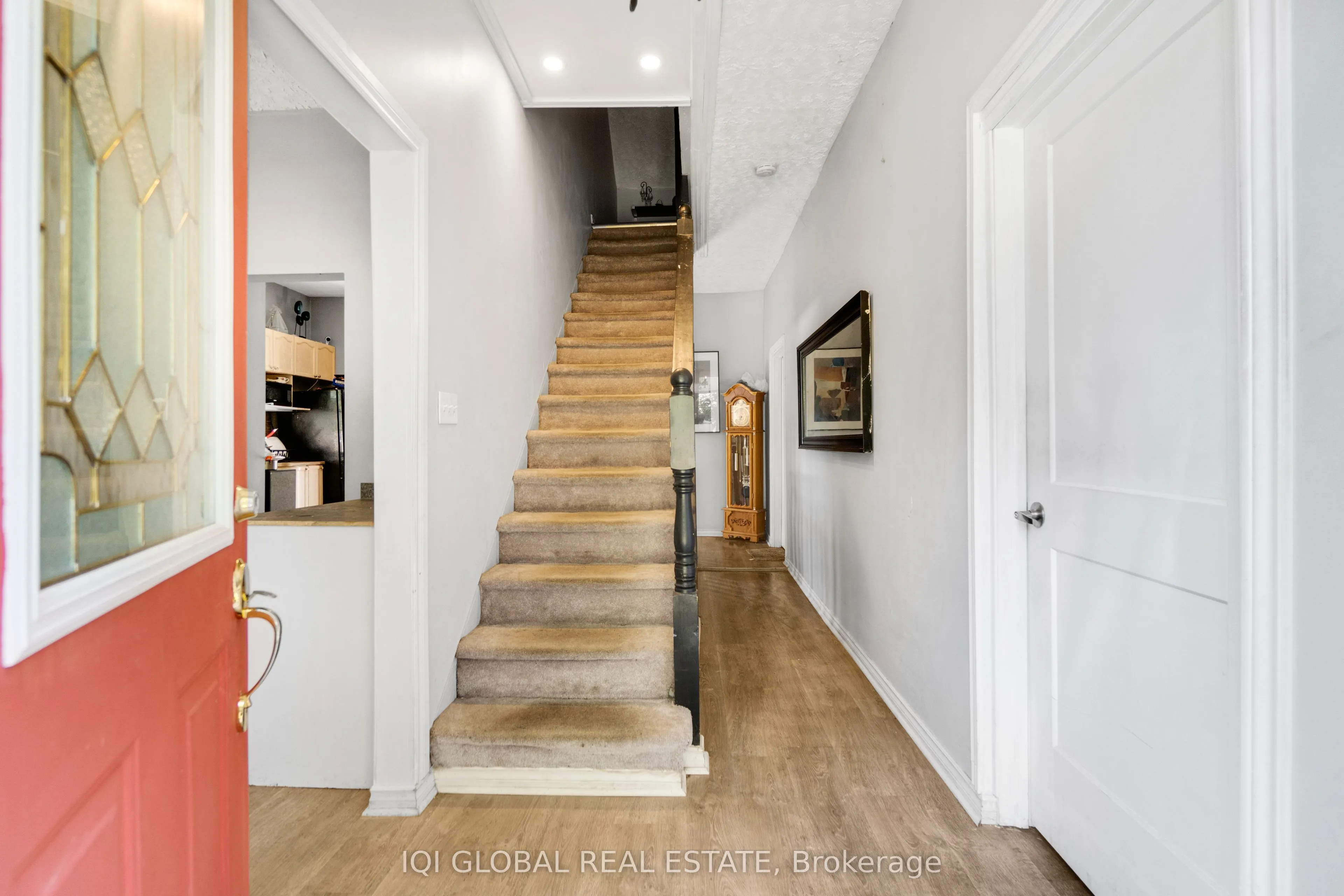 242 Queenston Road