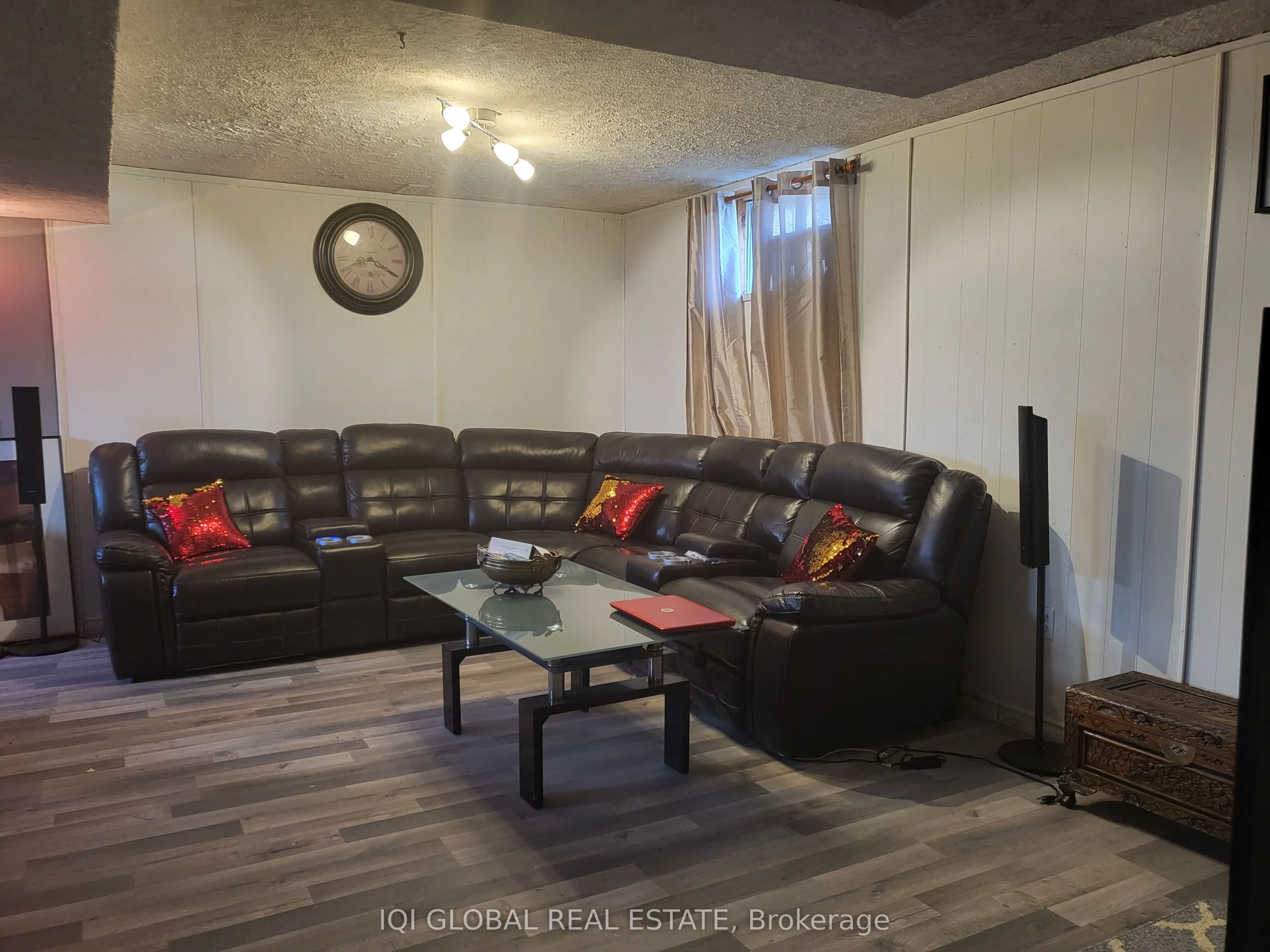 242 Queenston Road