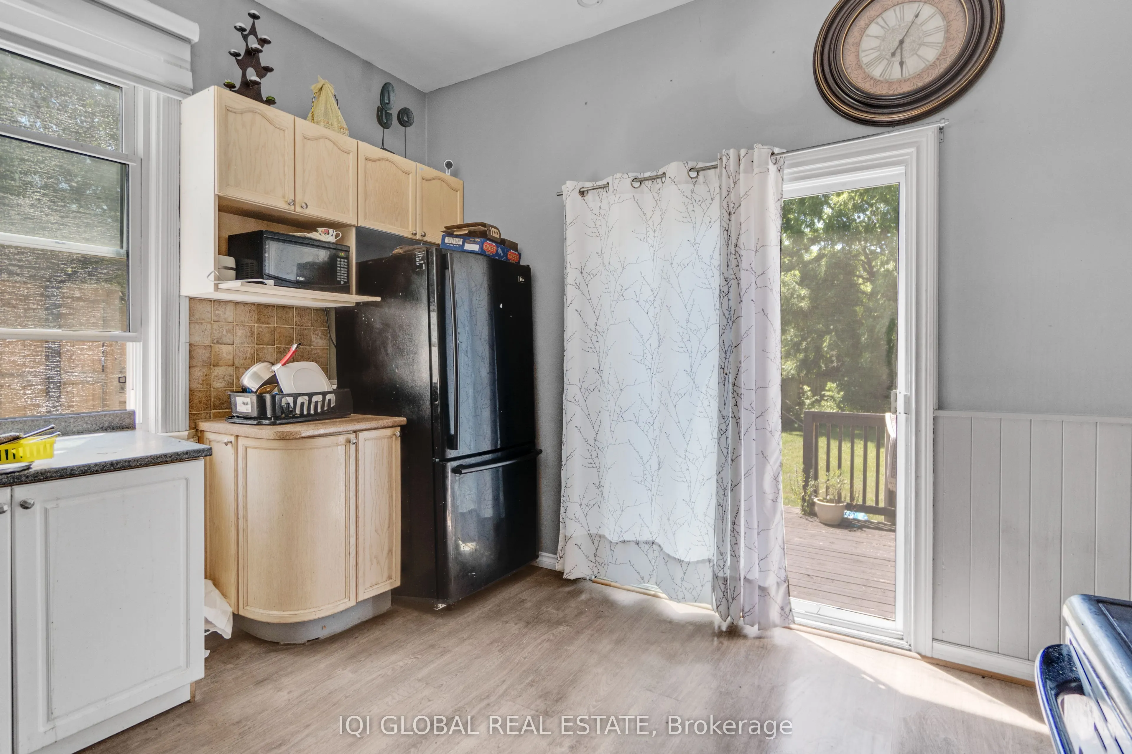 242 Queenston Road