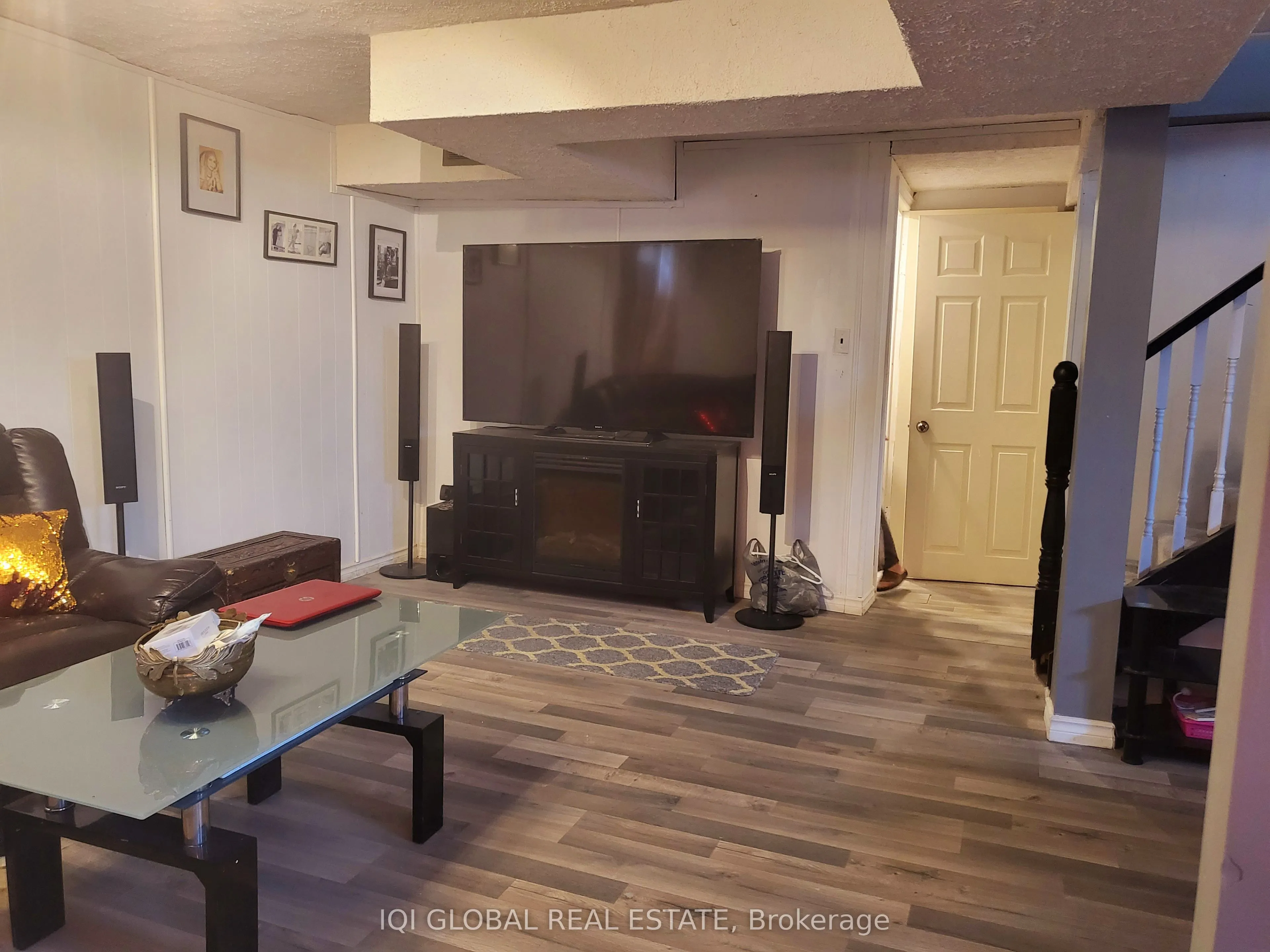 242 Queenston Road