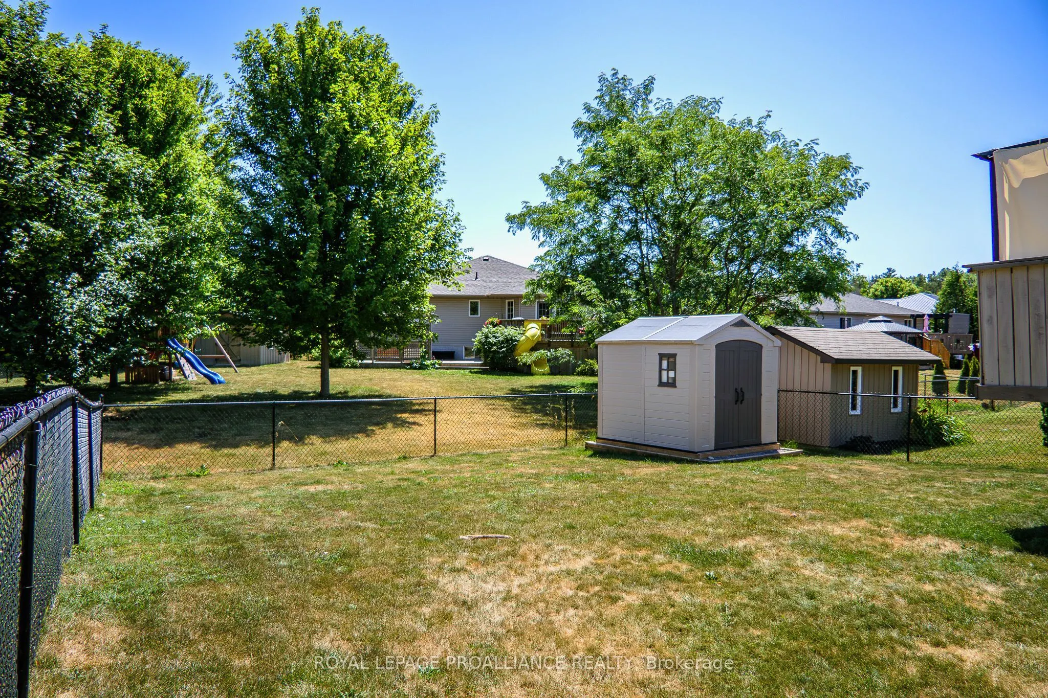 17 Stonegate Crescent
