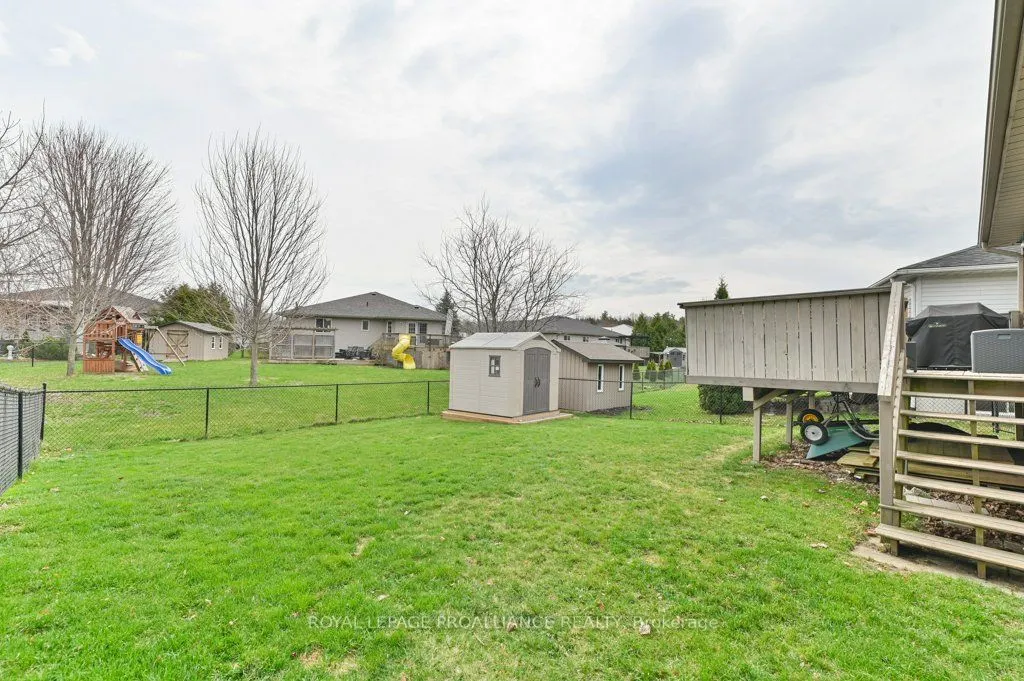 17 Stonegate Crescent