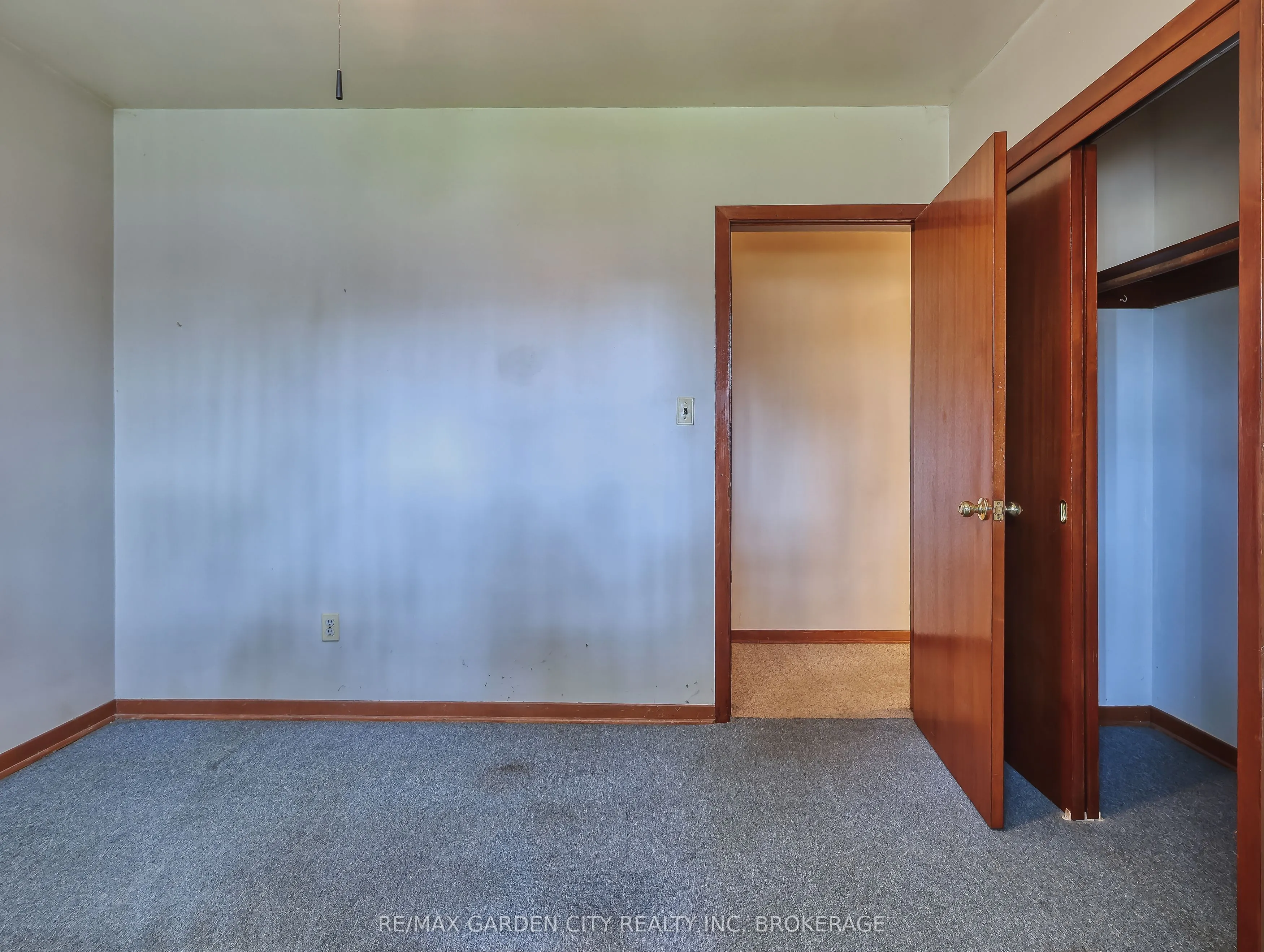 575 Vine Street