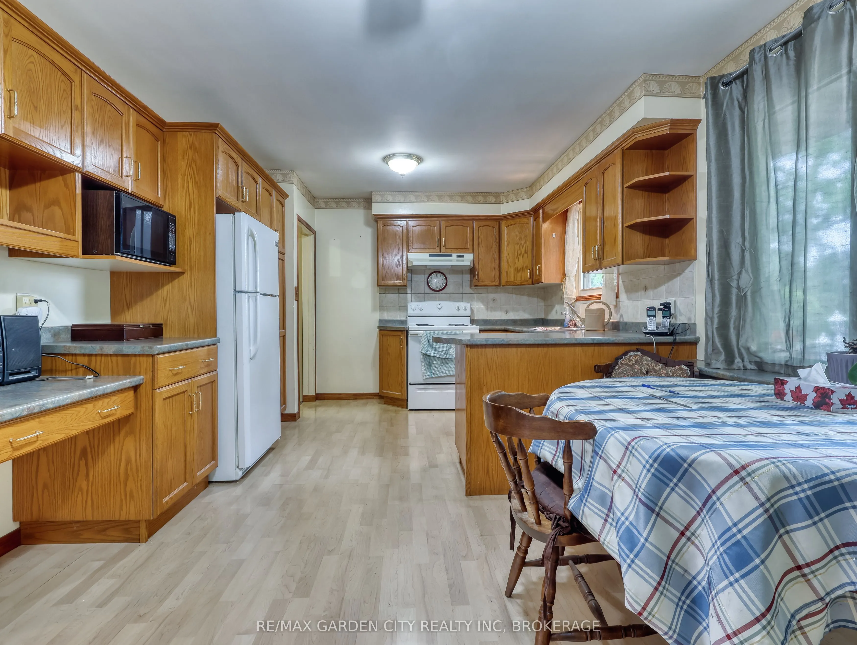 575 Vine Street