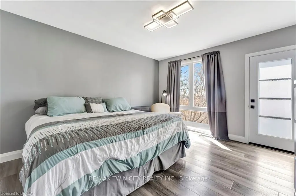 1 Old Onondaga Road W
