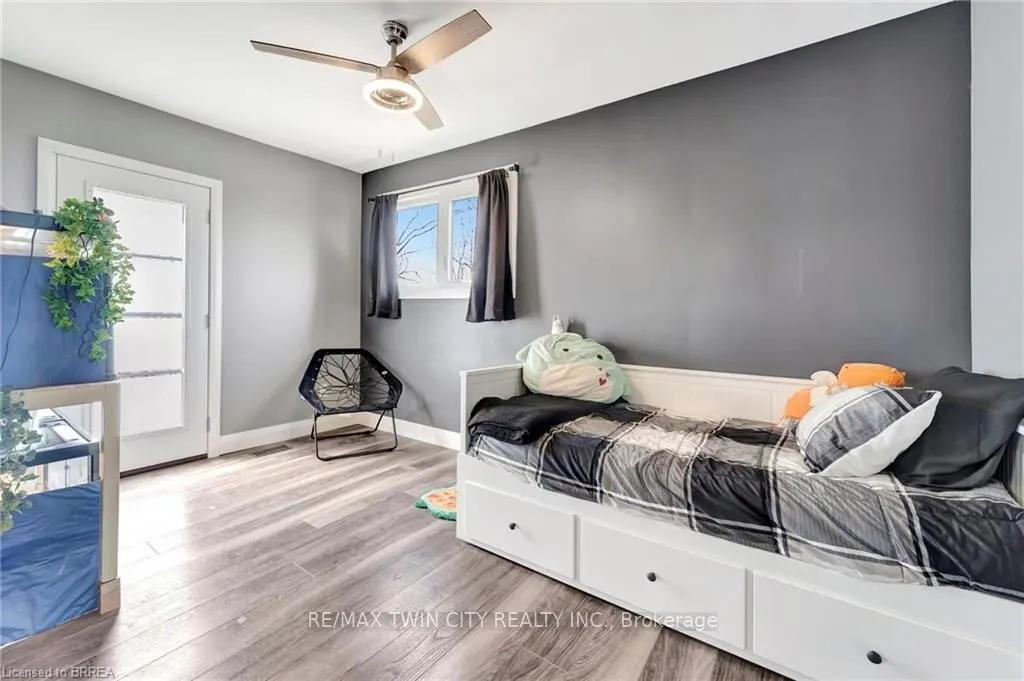 1 Old Onondaga Road W