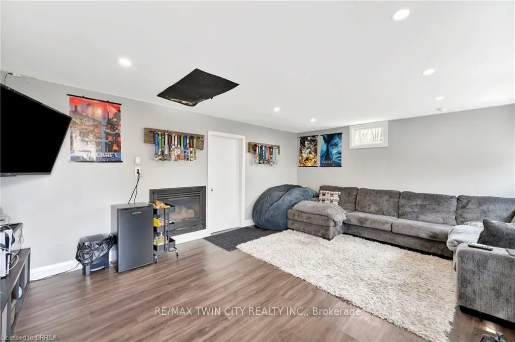 1 Old Onondaga Road W