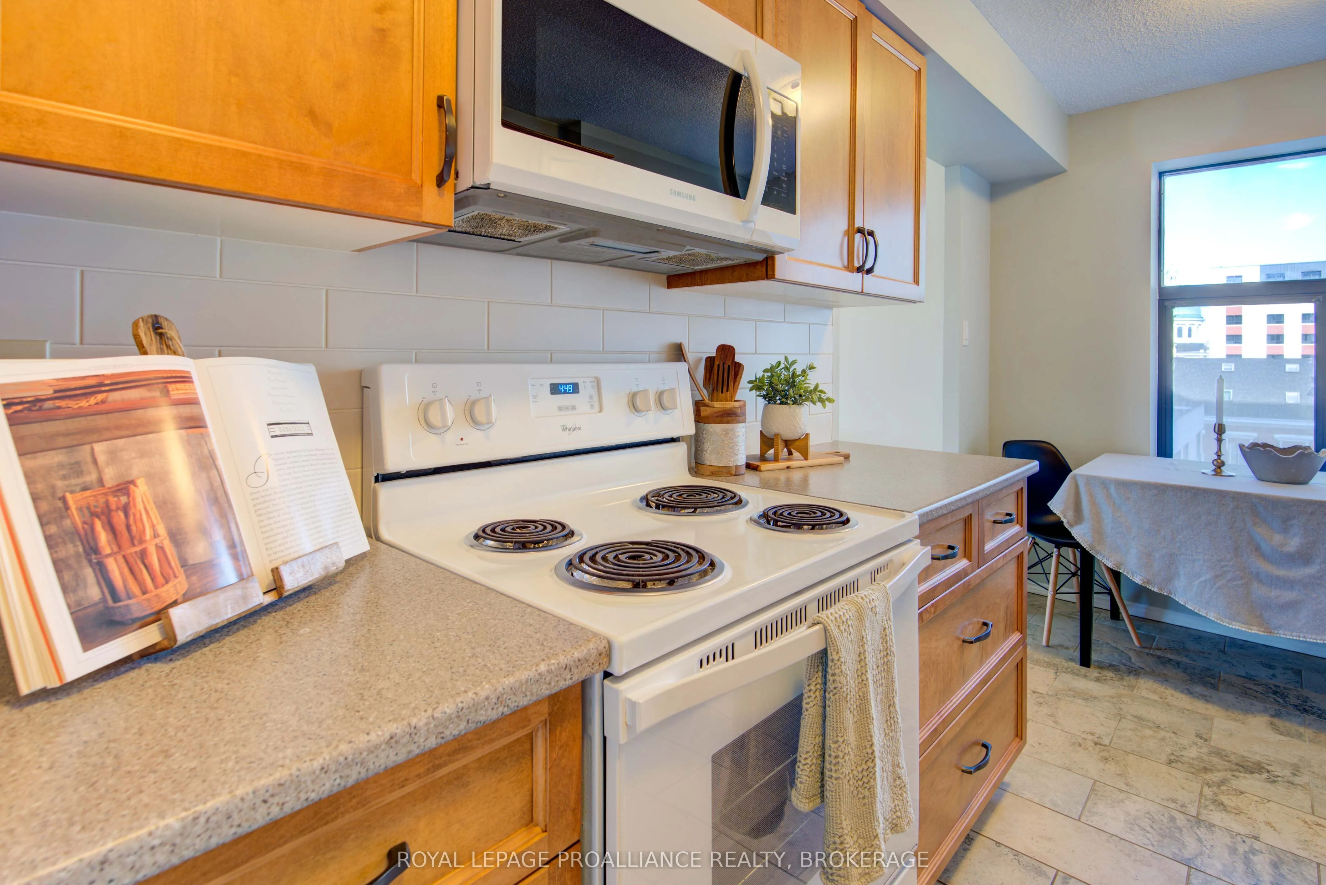 185 Ontario Street, #602