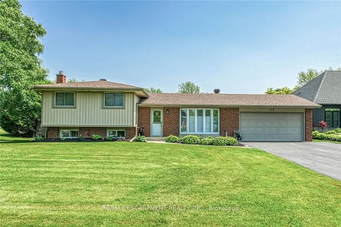 33 Echo Street E
