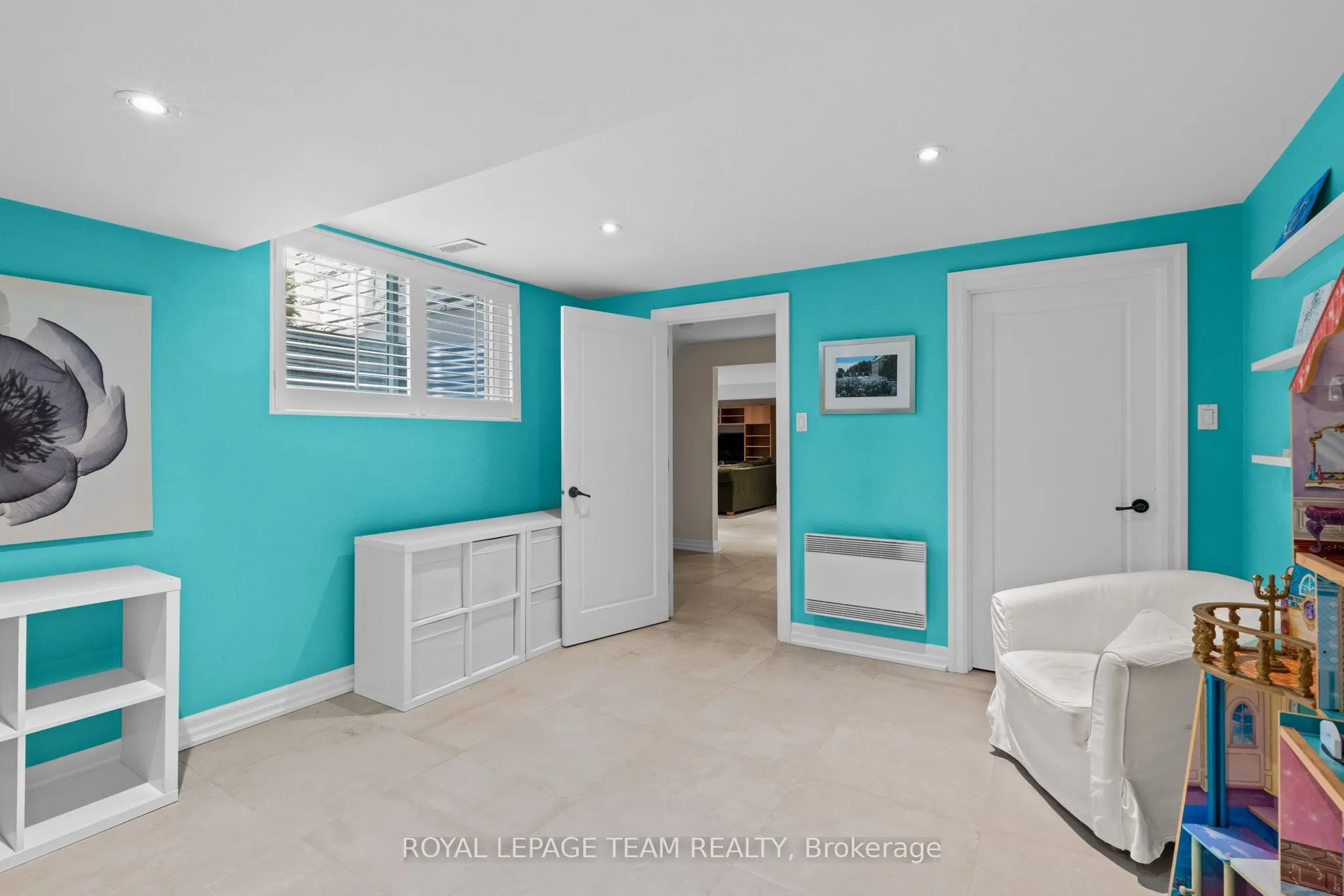 5811 Longhearth Way