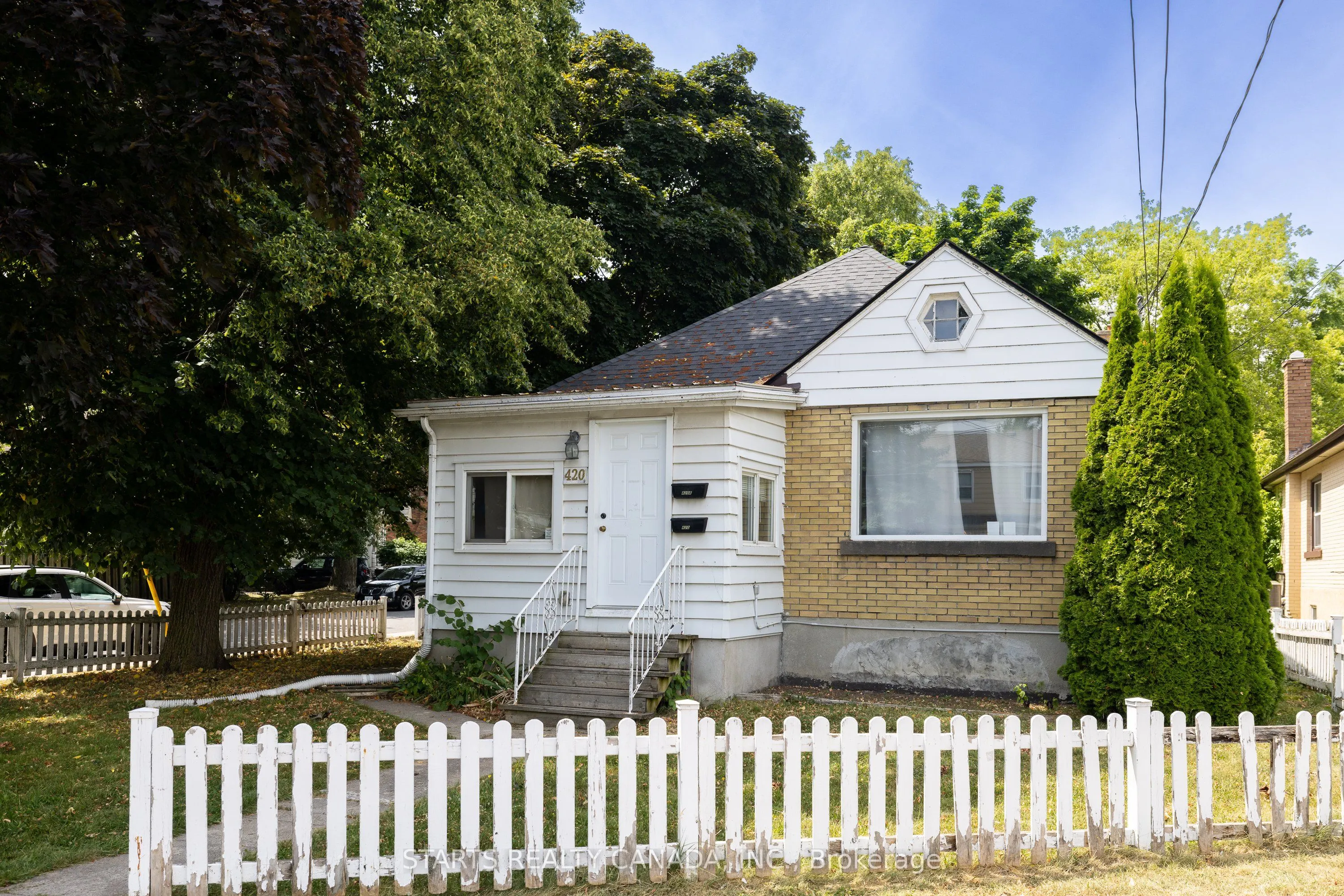 420 Macdonnell Street