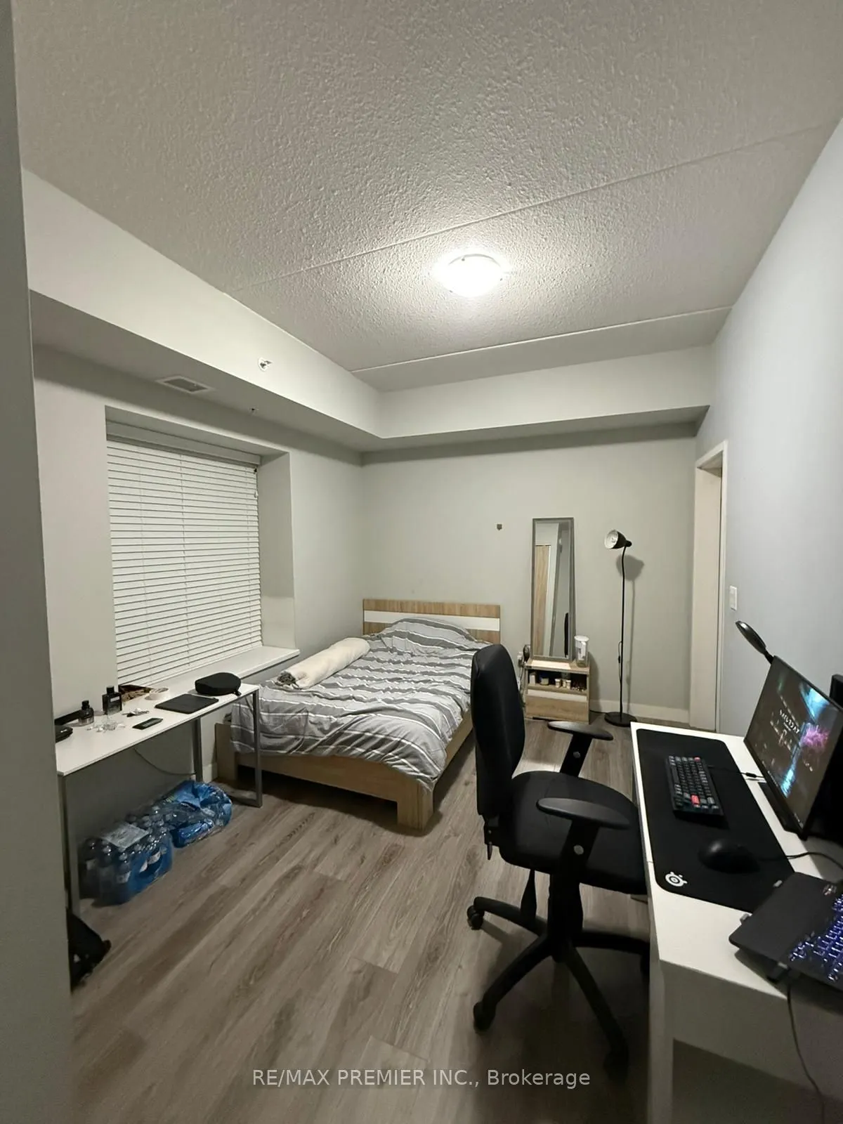 318 Spruce Street, #1310