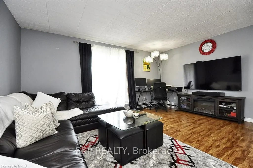 71 Vanier Drive, #205
