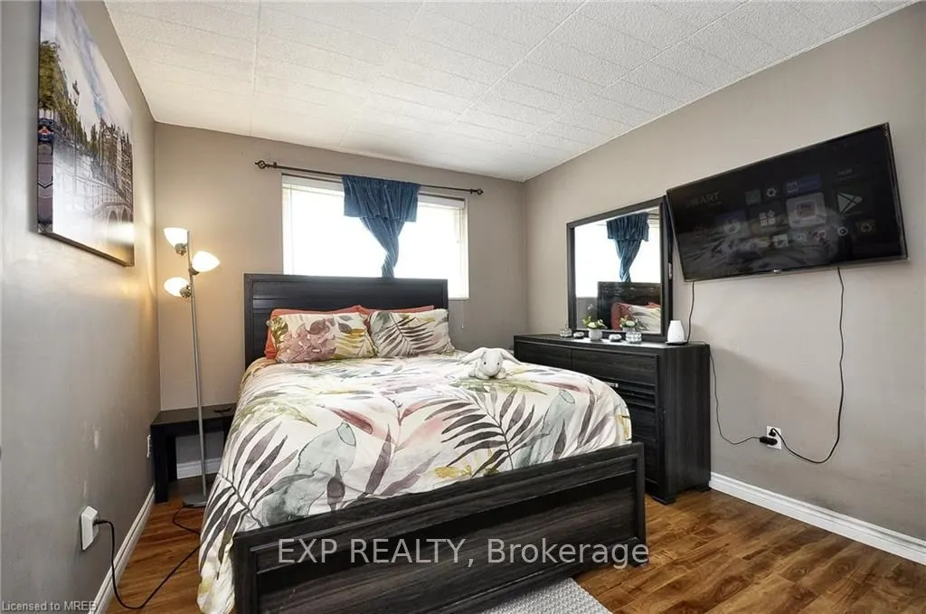 71 Vanier Drive, #205
