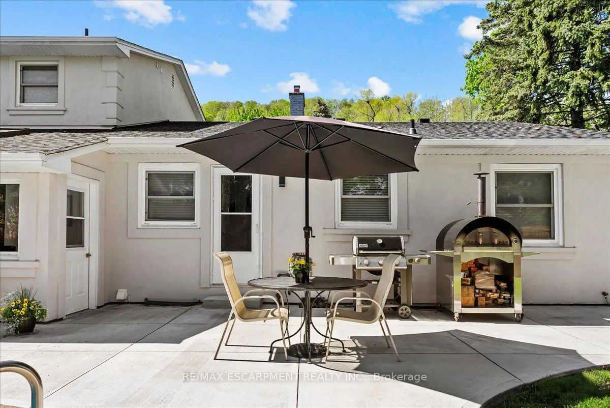 83 Dorchester Drive