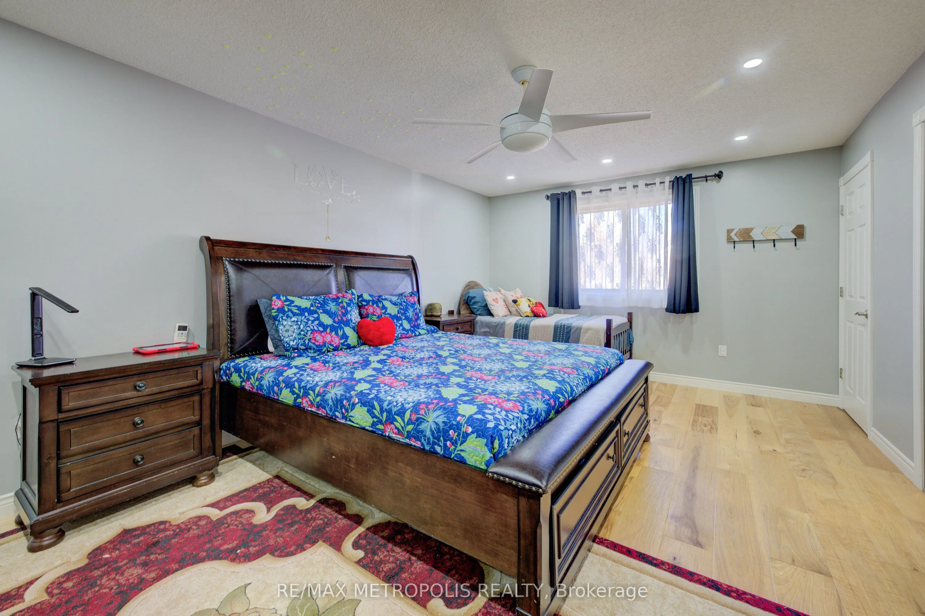 145 Cowan Boulevard