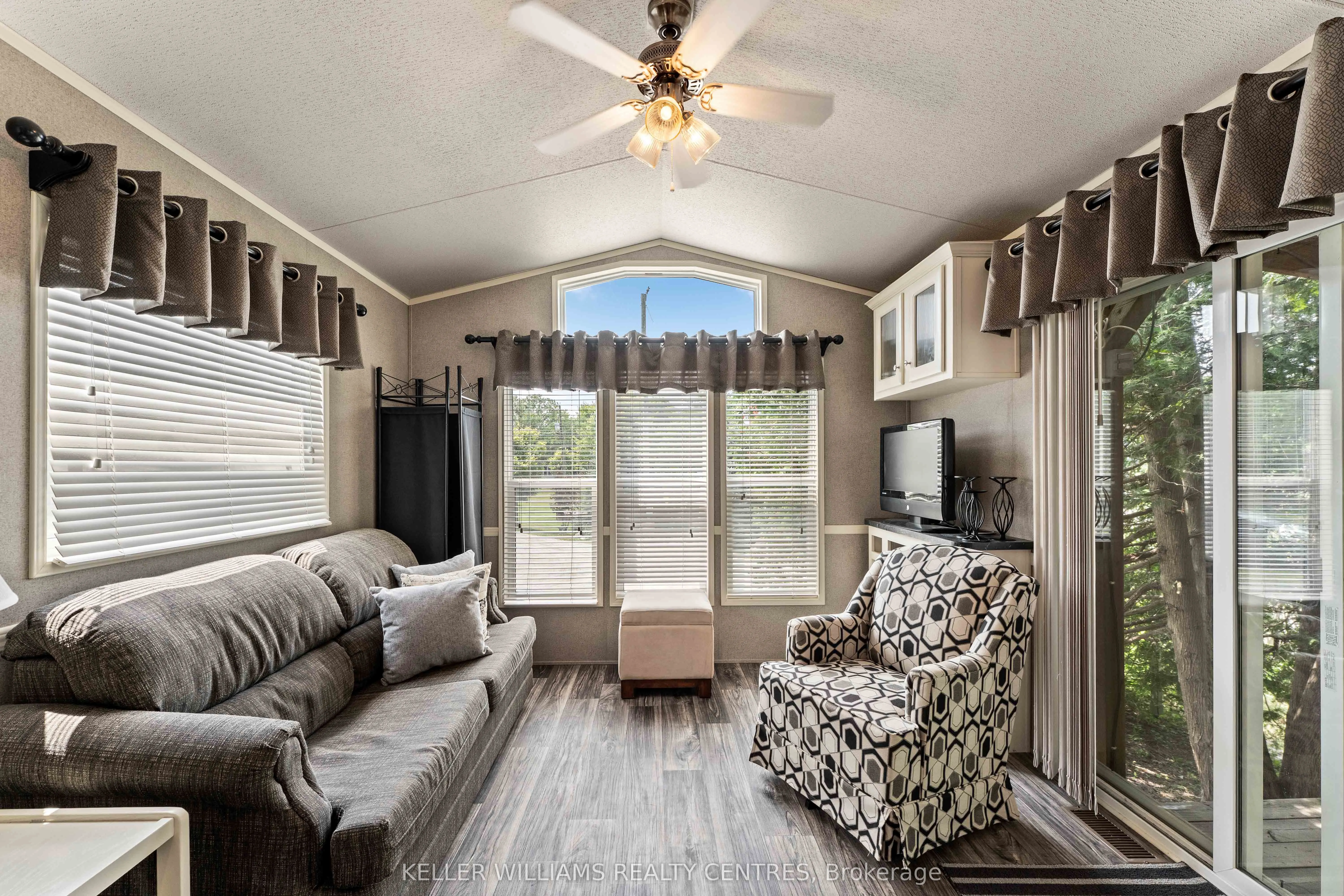 202 Hidden Glen Road, ##37