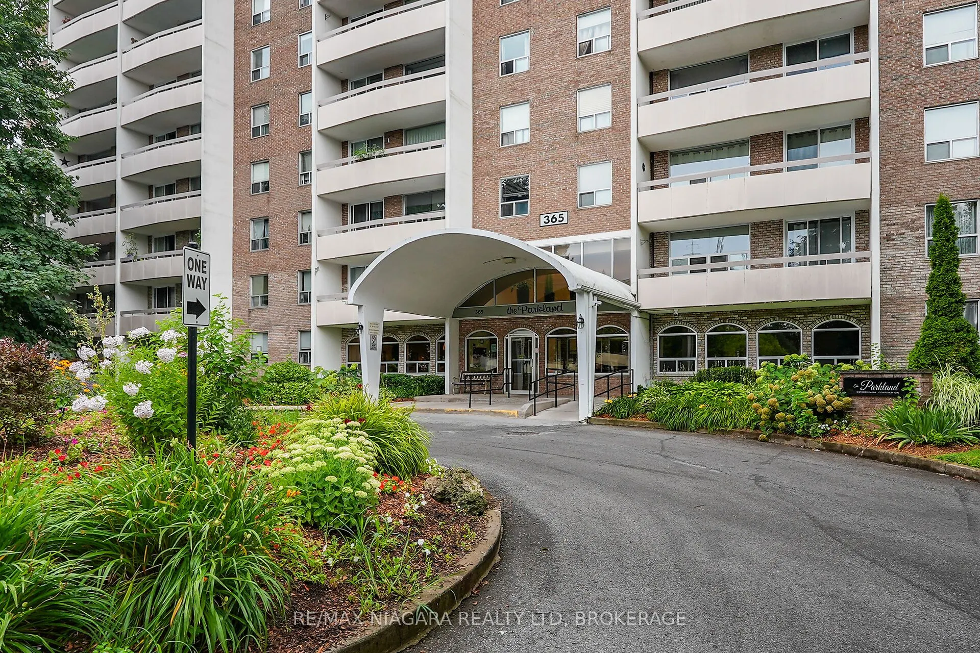 365 Geneva Street, #1003