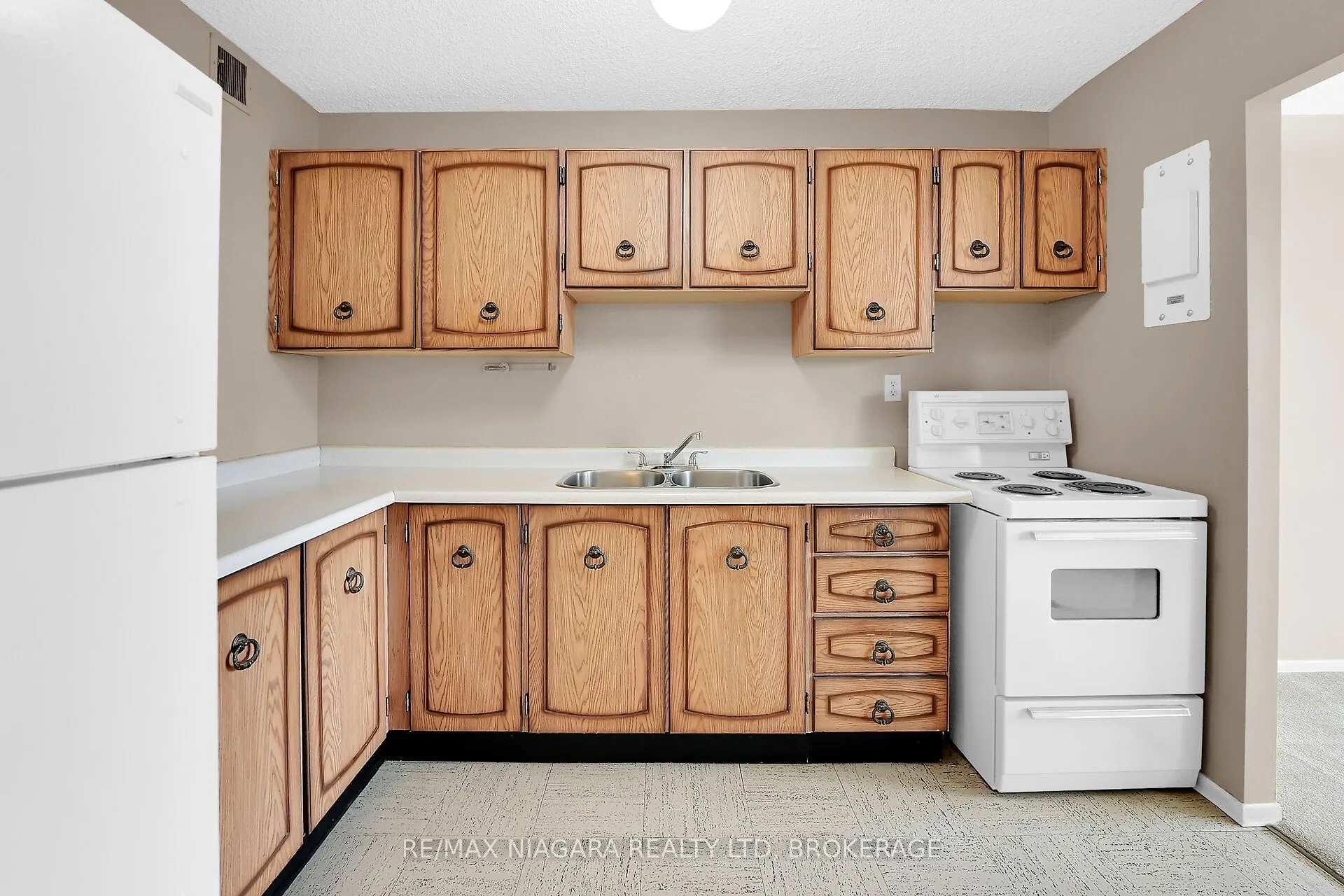 365 Geneva Street, #1003