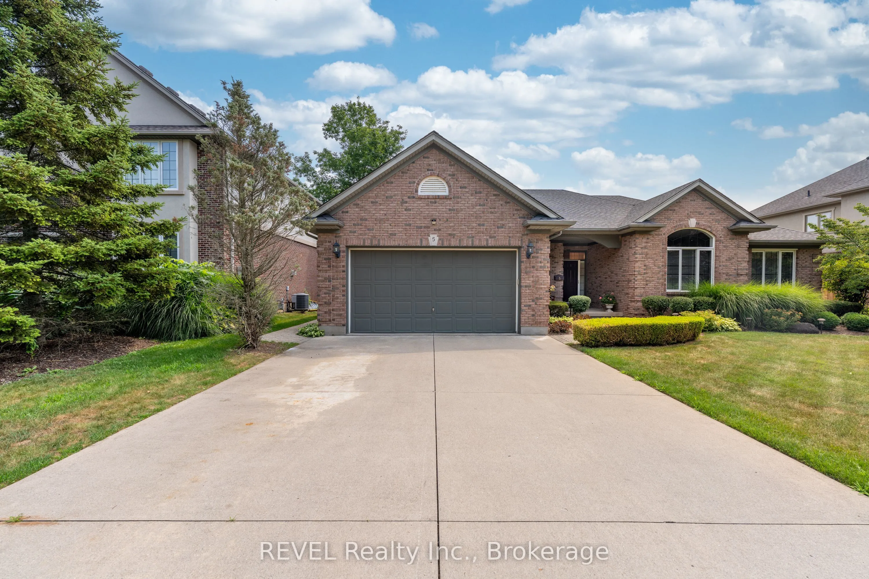 5 Beechwood Crescent