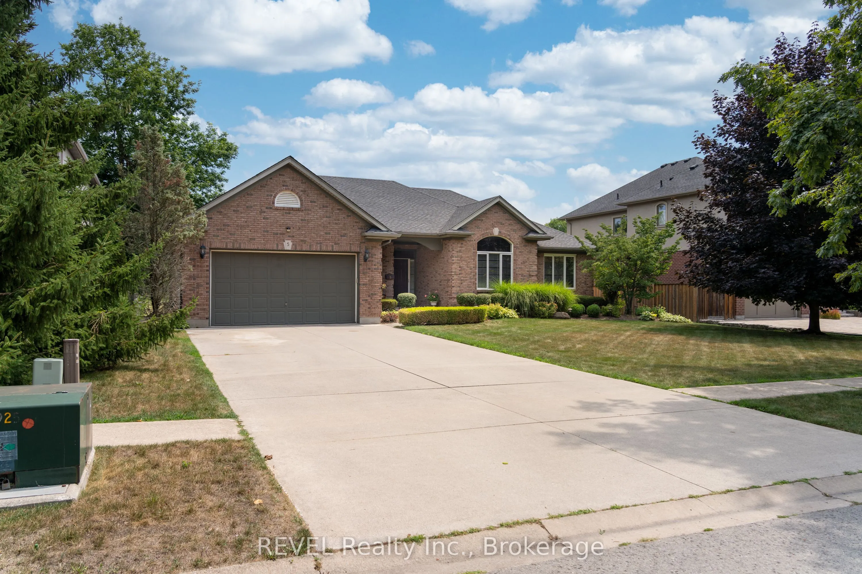 5 Beechwood Crescent