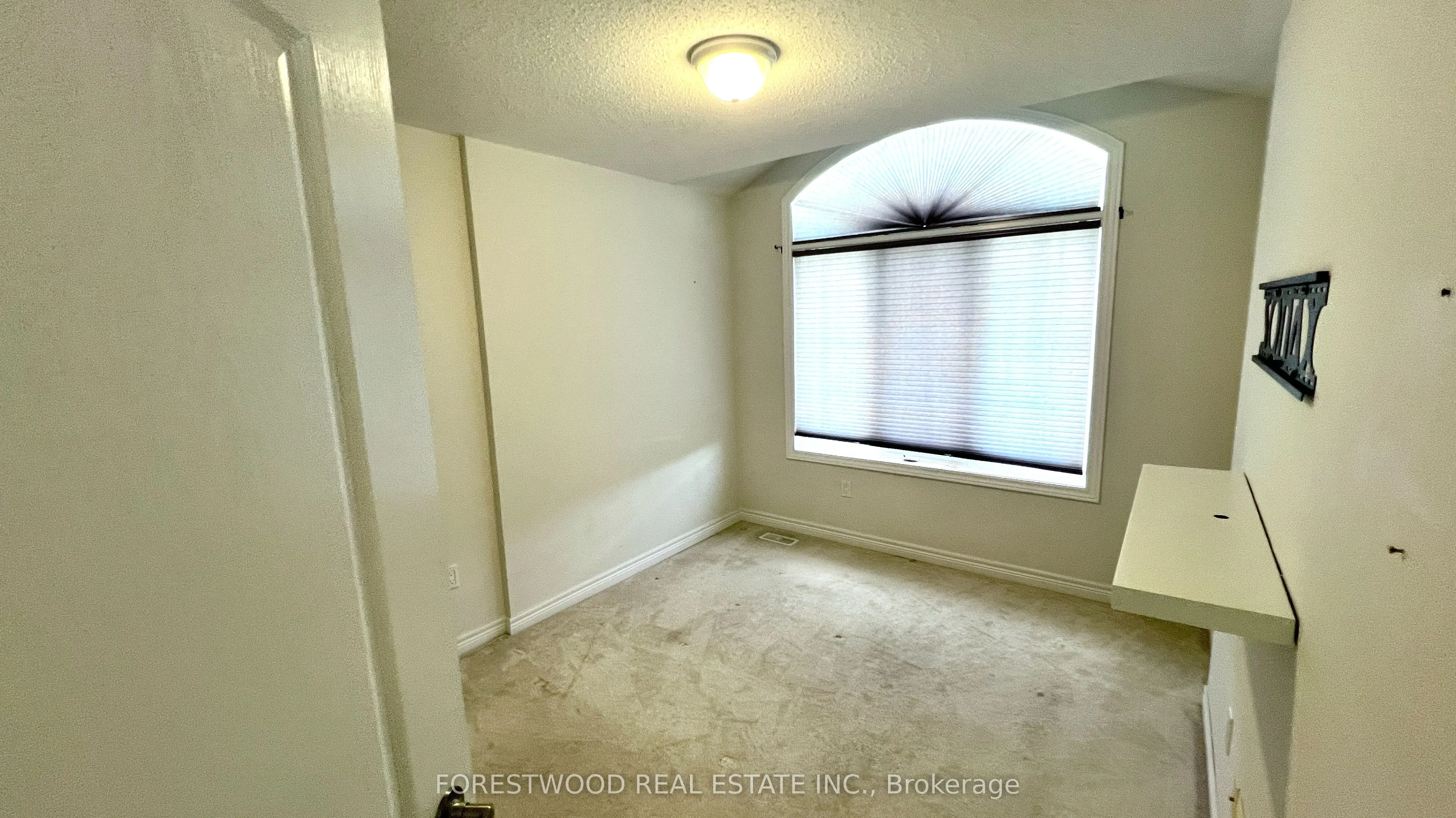 857 Cook Crescent