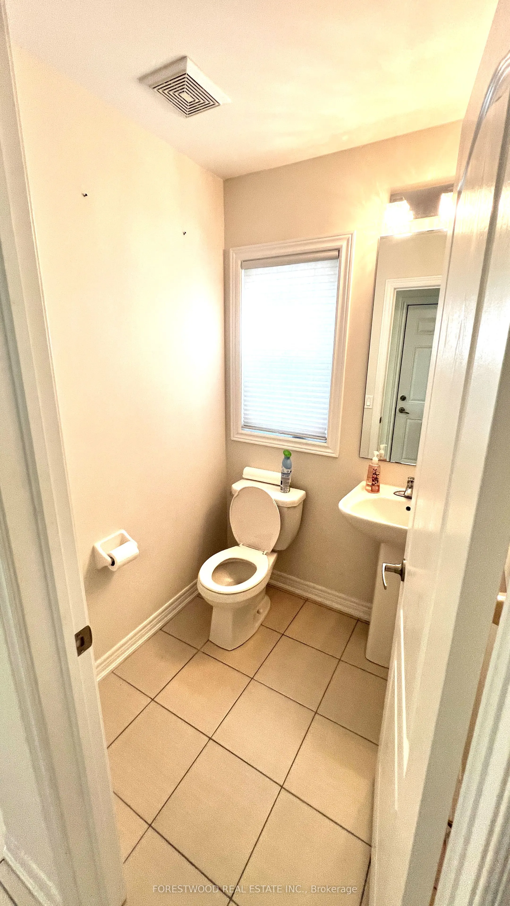 857 Cook Crescent