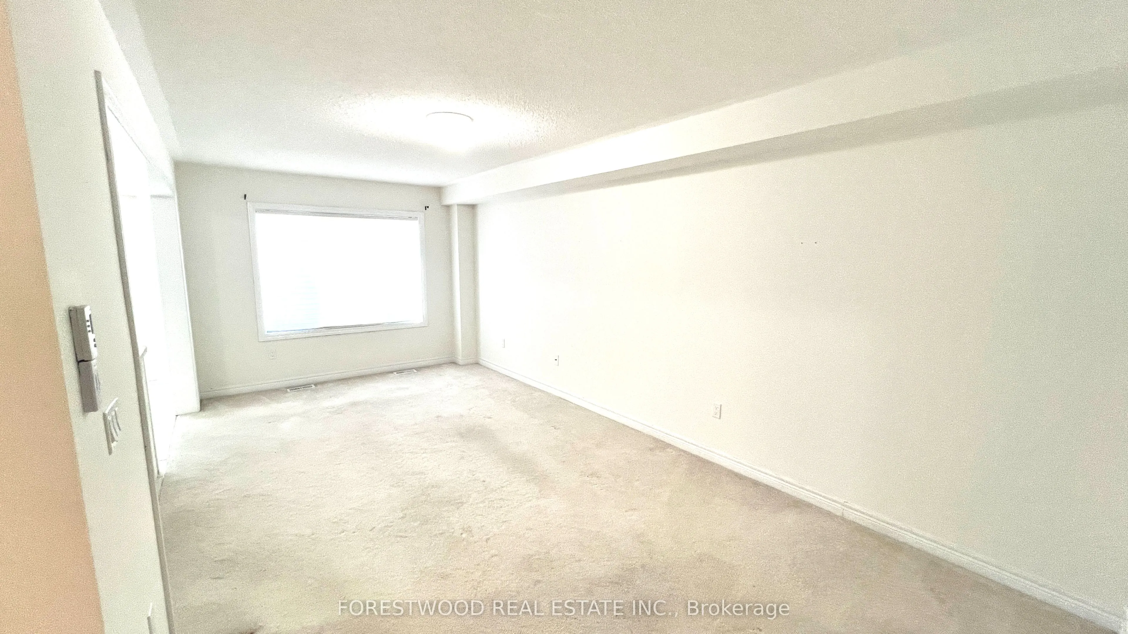 857 Cook Crescent