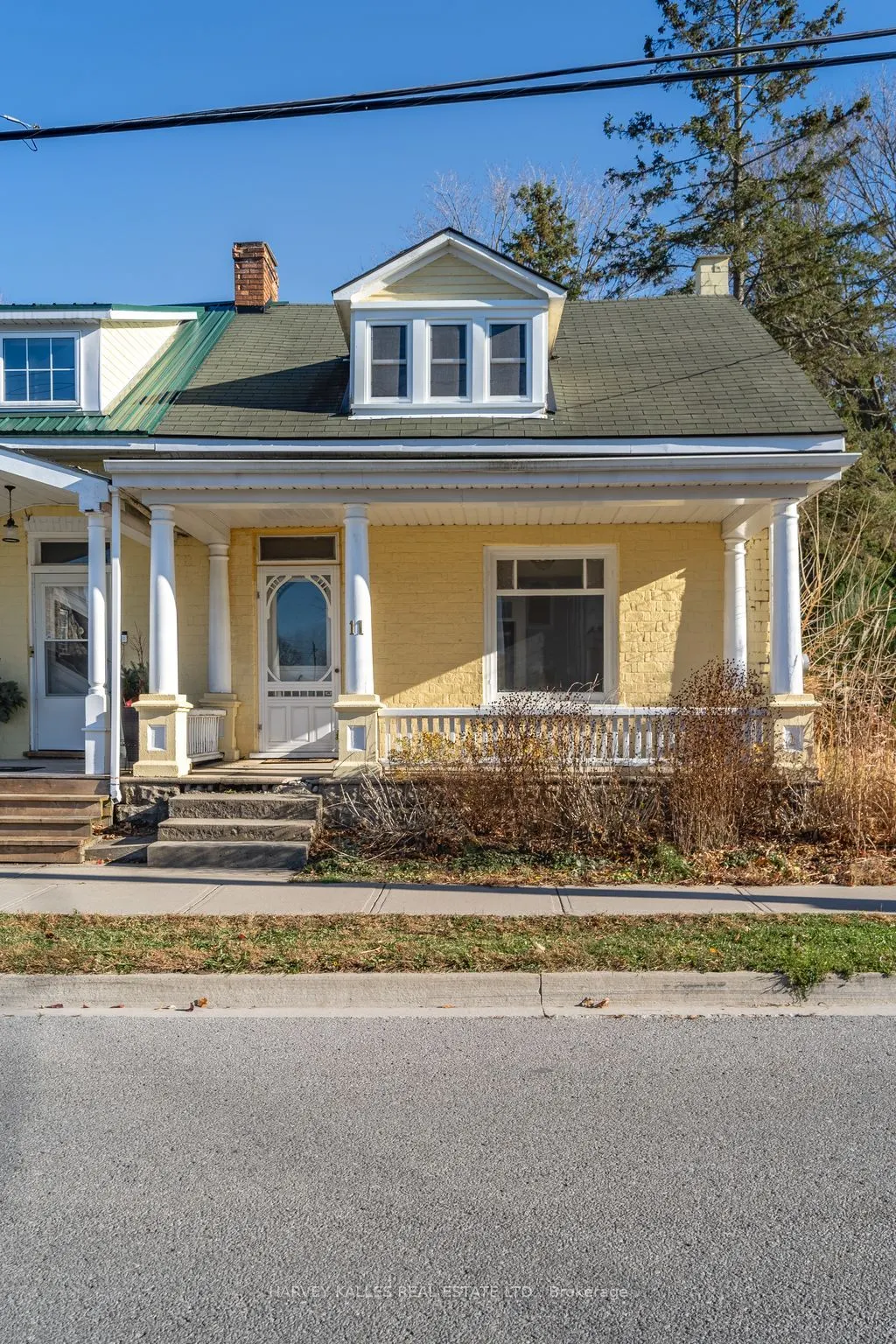 11 Ferguson Street