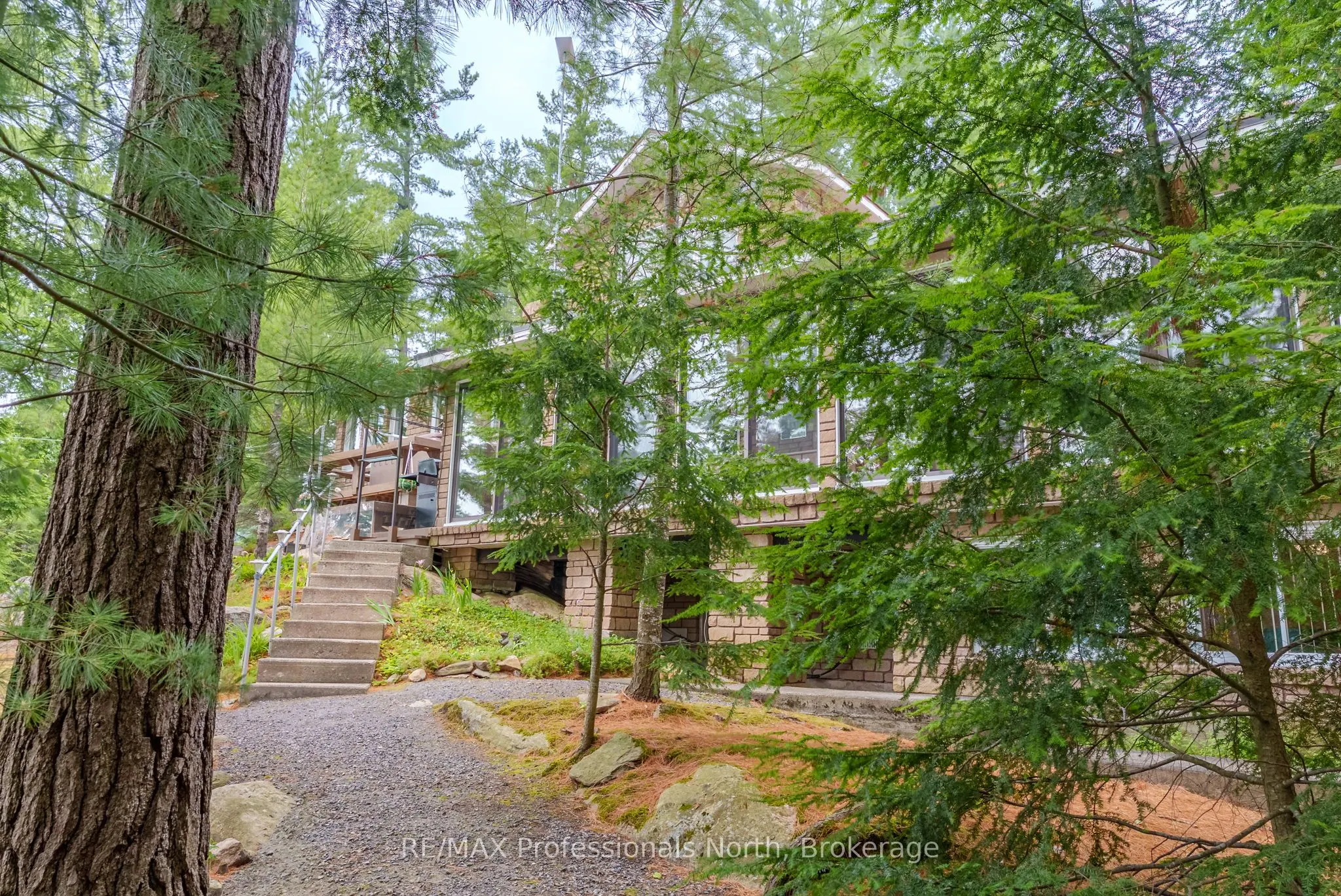 1077 Precambrian Drive N
