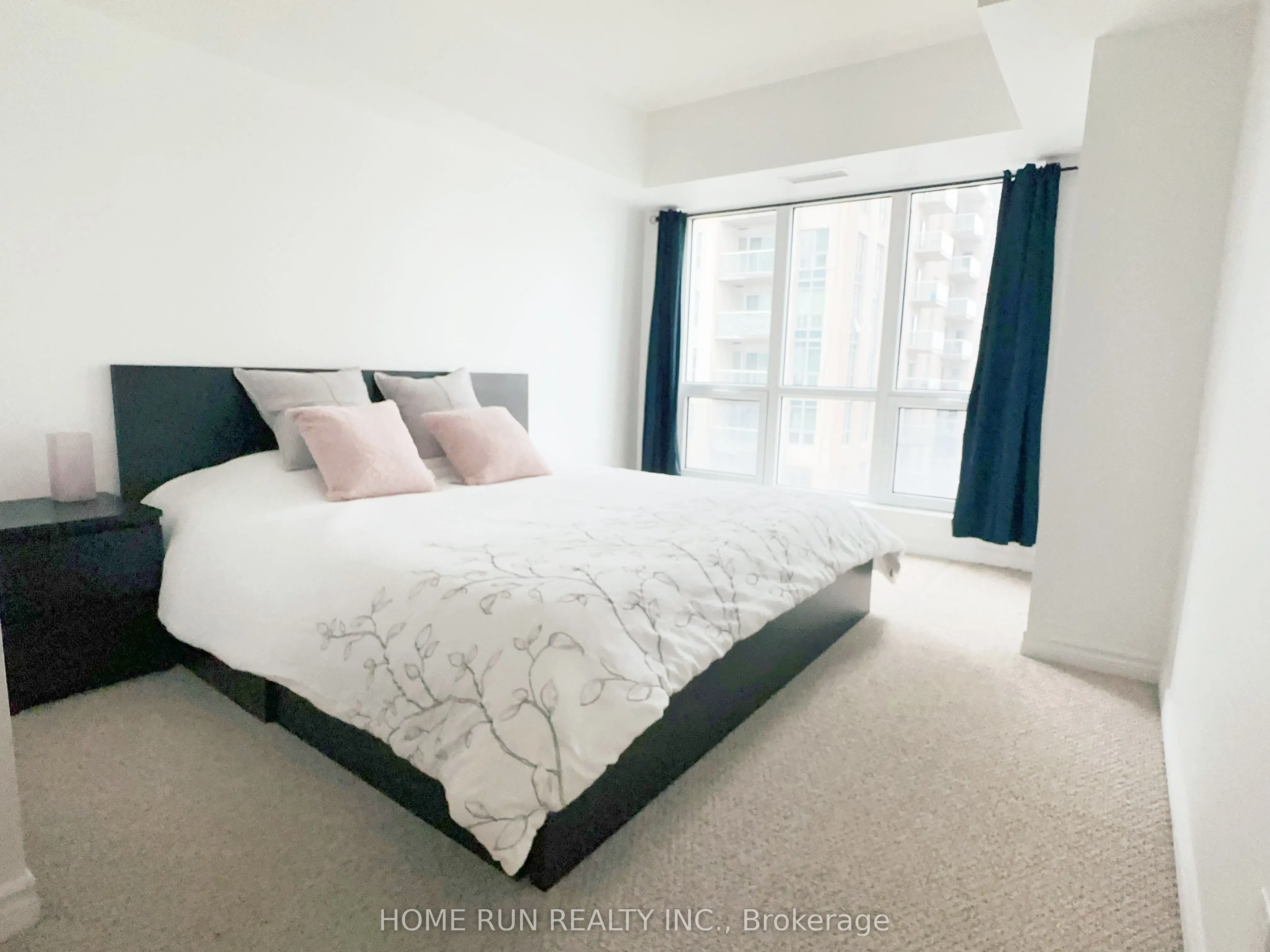 234 Rideau Street, #1506
