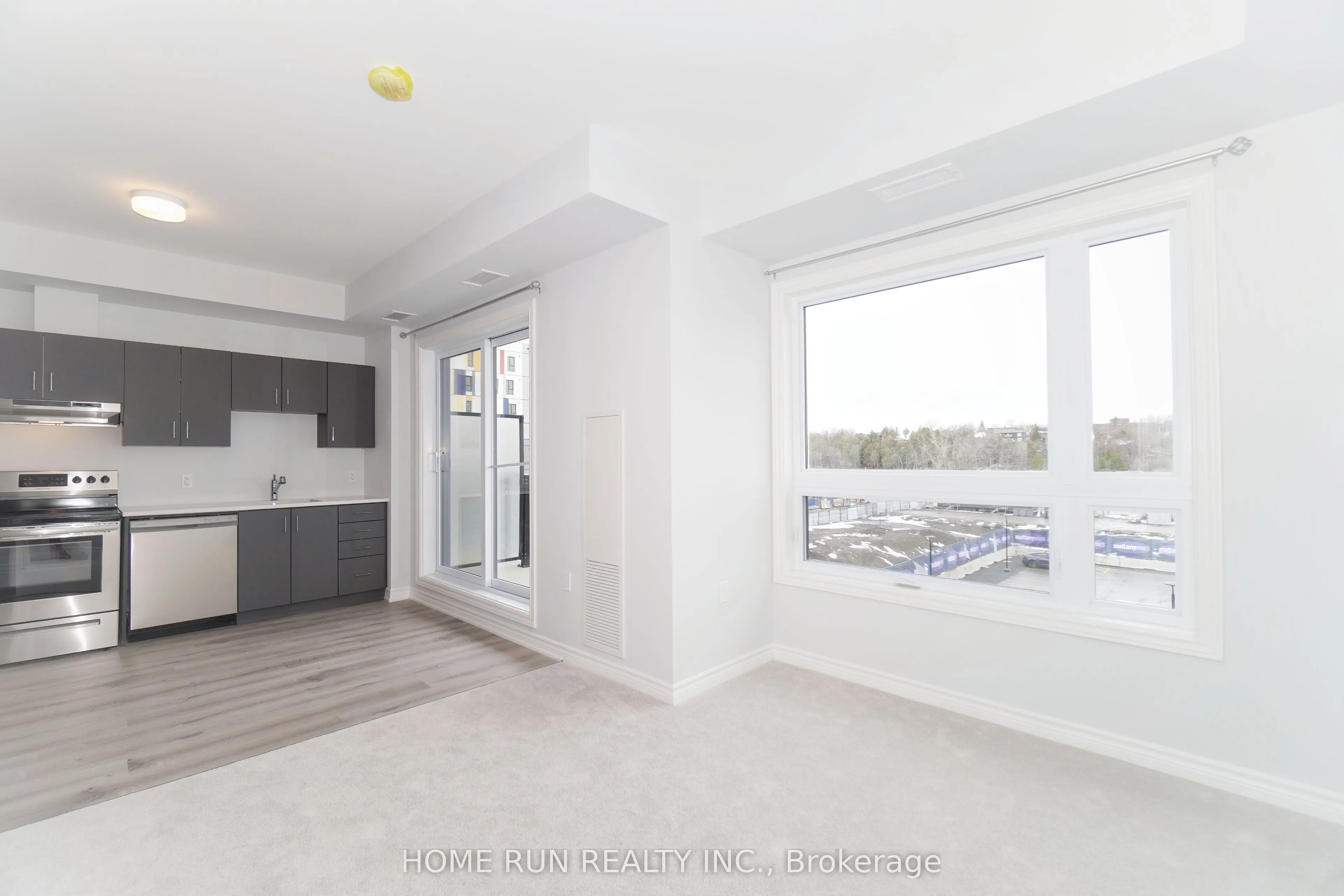 1350 HEMLOCK Road, #302