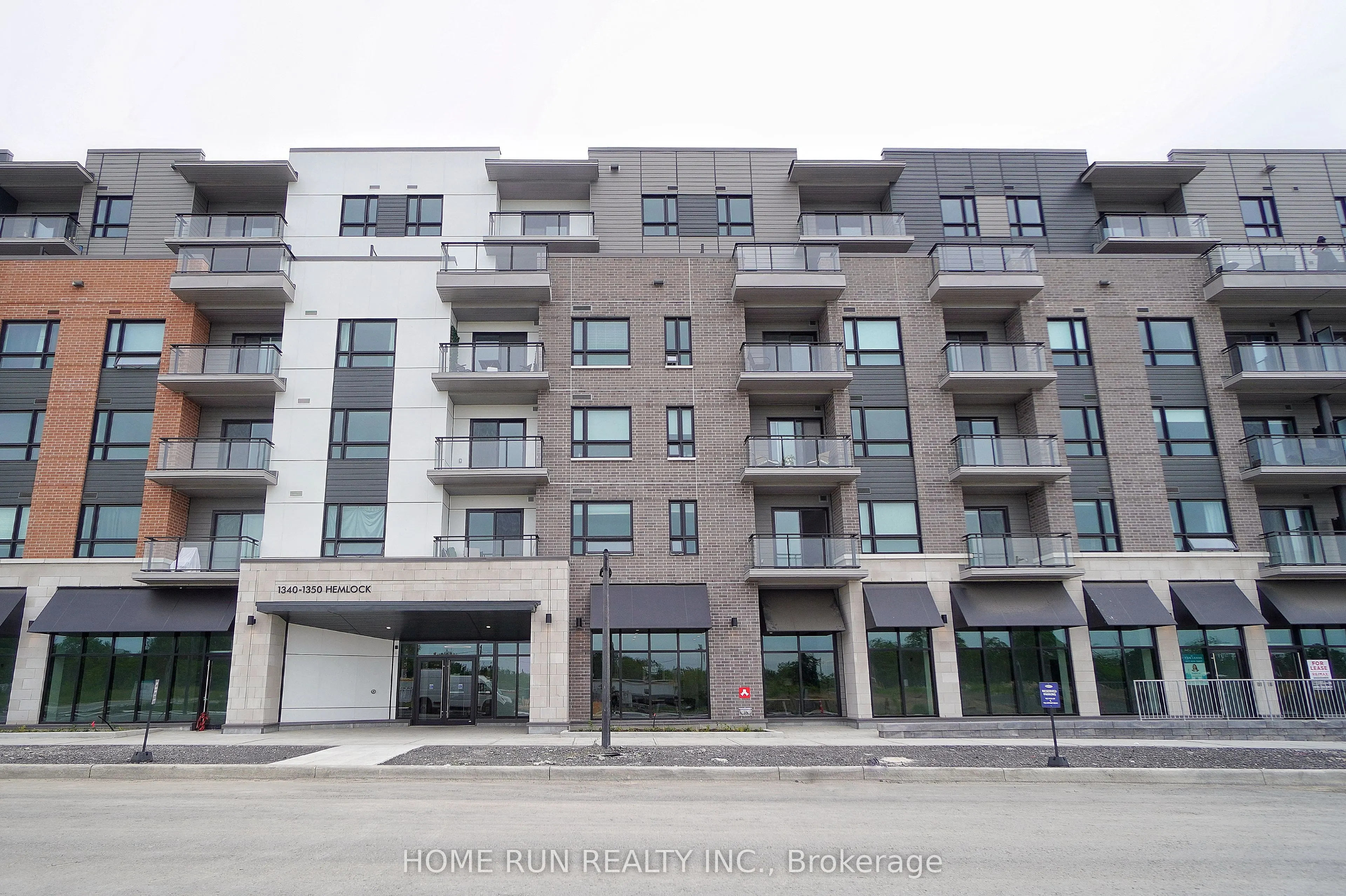 1350 HEMLOCK Road, #302