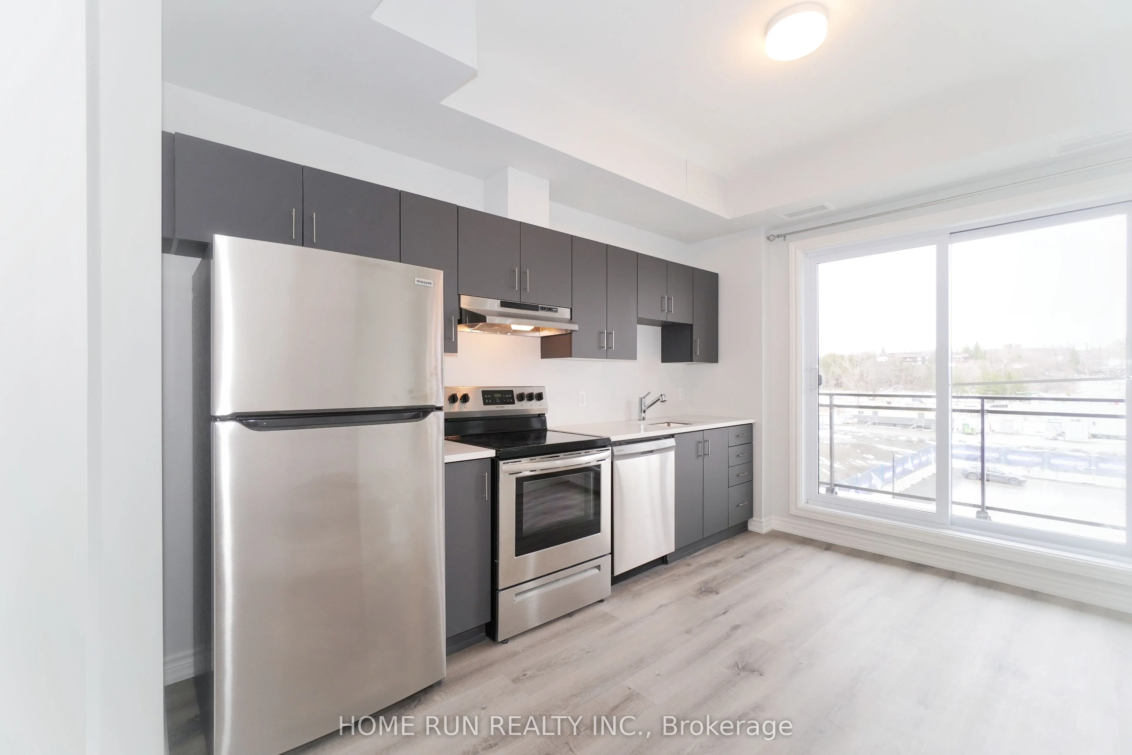 1350 HEMLOCK Road, #302