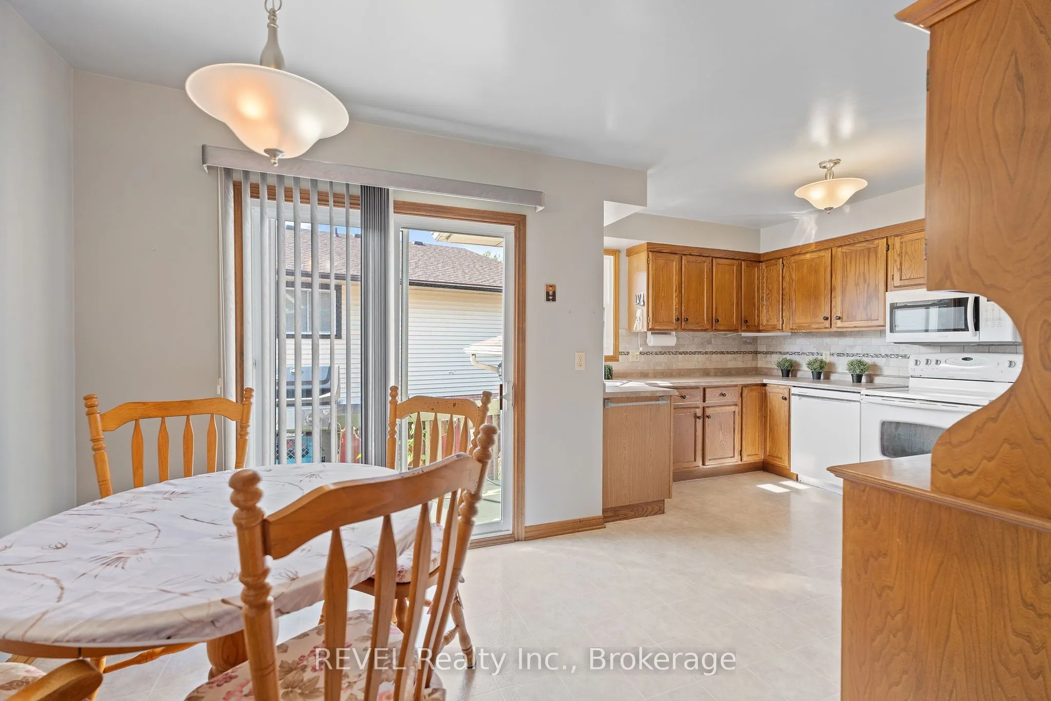 73 Chapel Hill Crescent