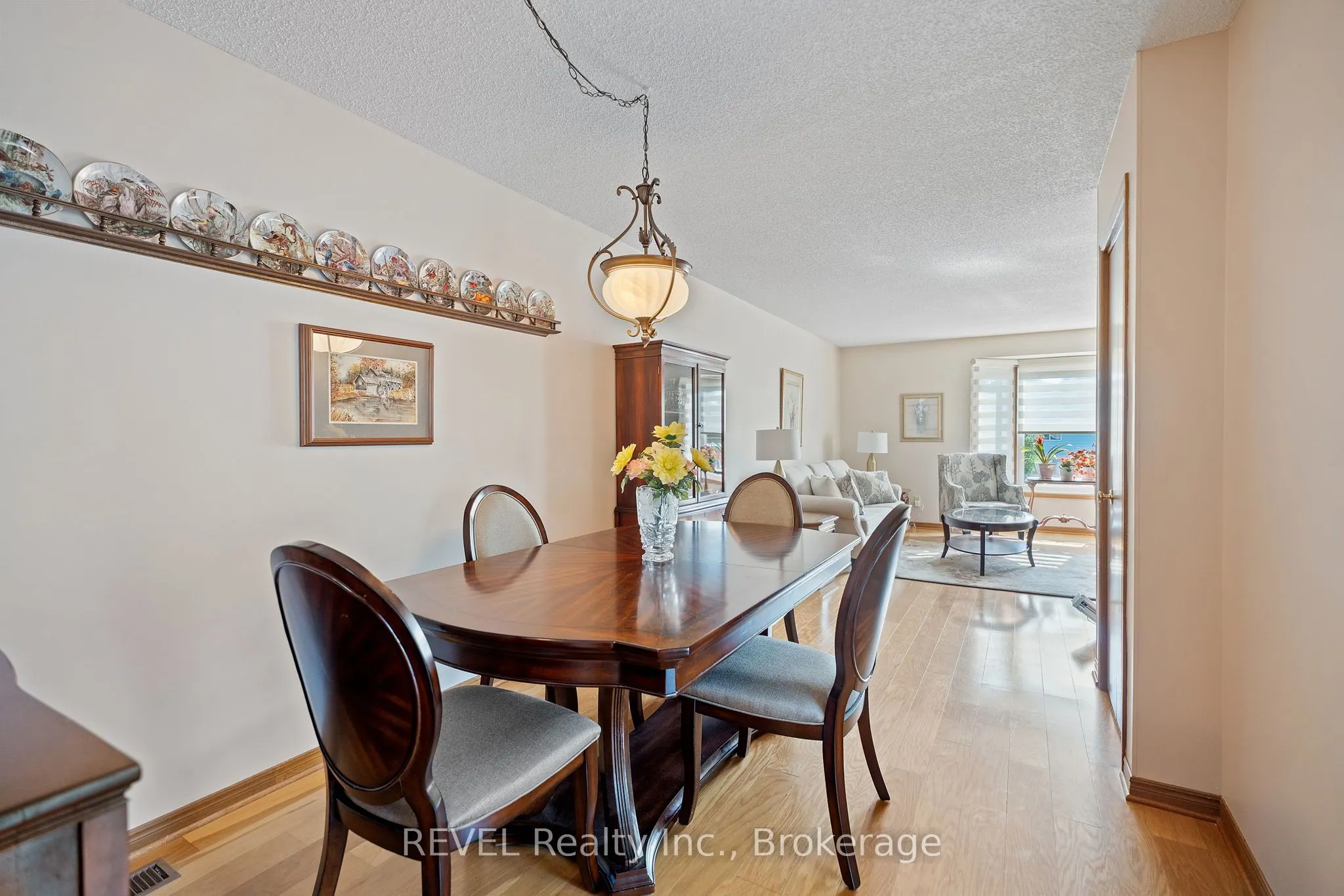 73 Chapel Hill Crescent